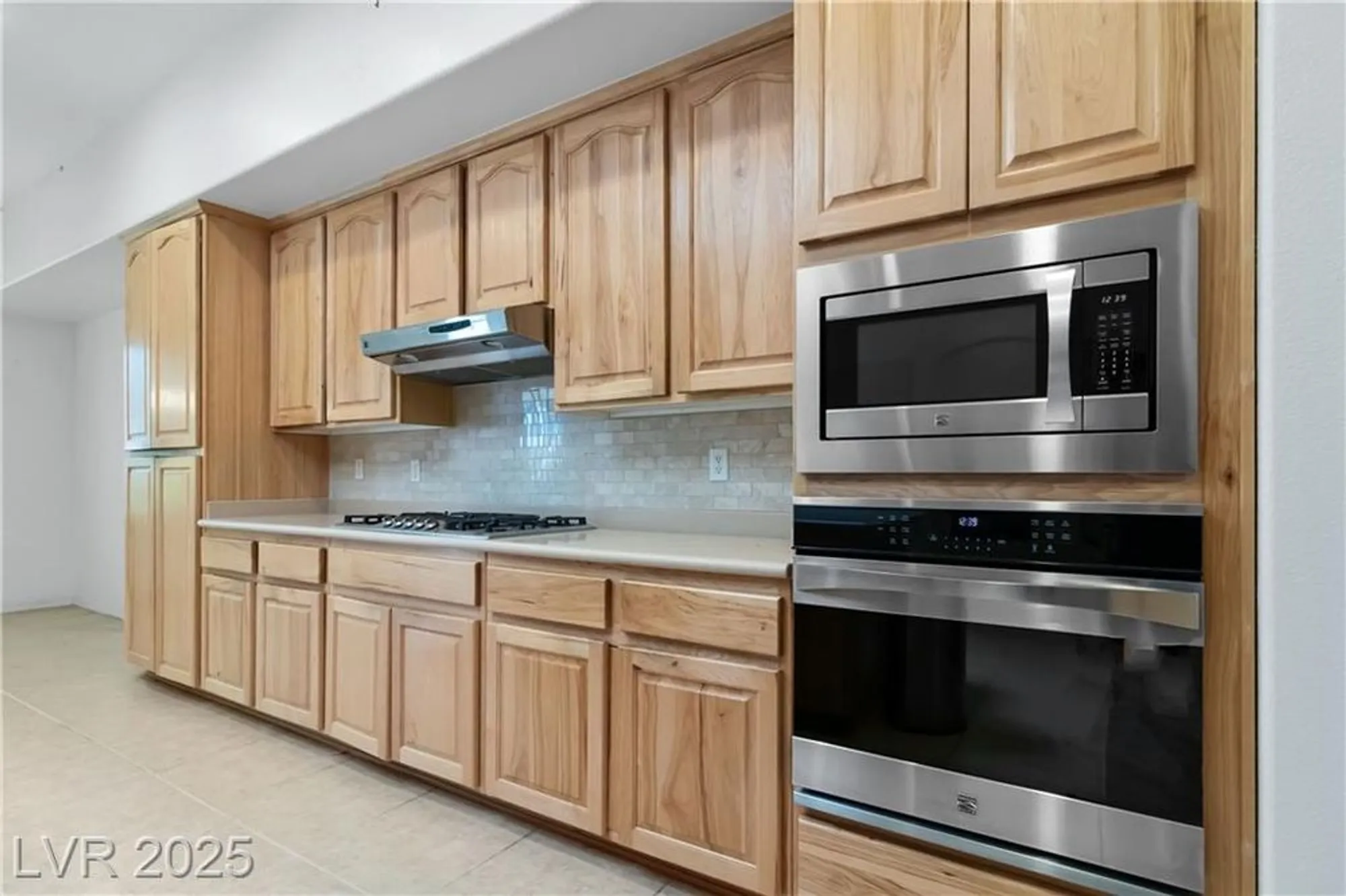 Property Slideshow image 18 of 51 | 1629 black fox canyon rd, Henderson, NV, 89052