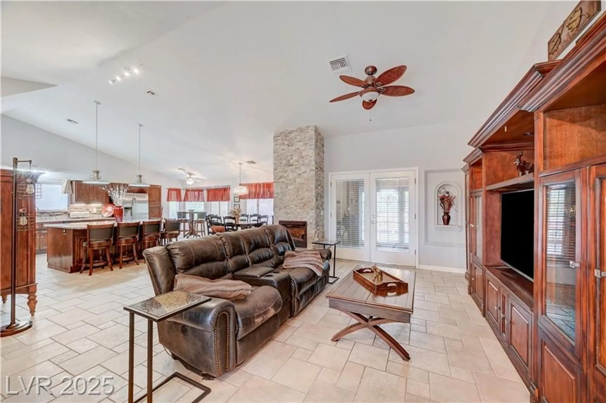 Property Slideshow image 10 of 69 | 3033 merimar dr, Las Vegas, NV, 89134