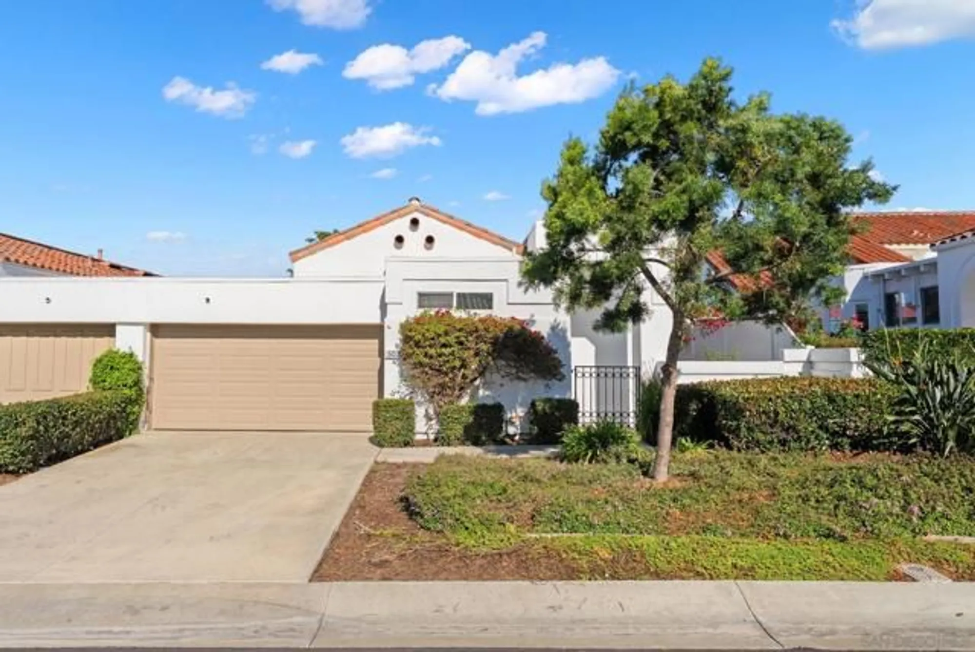 Property Slideshow image 5 of 33 | 5030 alicante way, Oceanside, CA, 92056