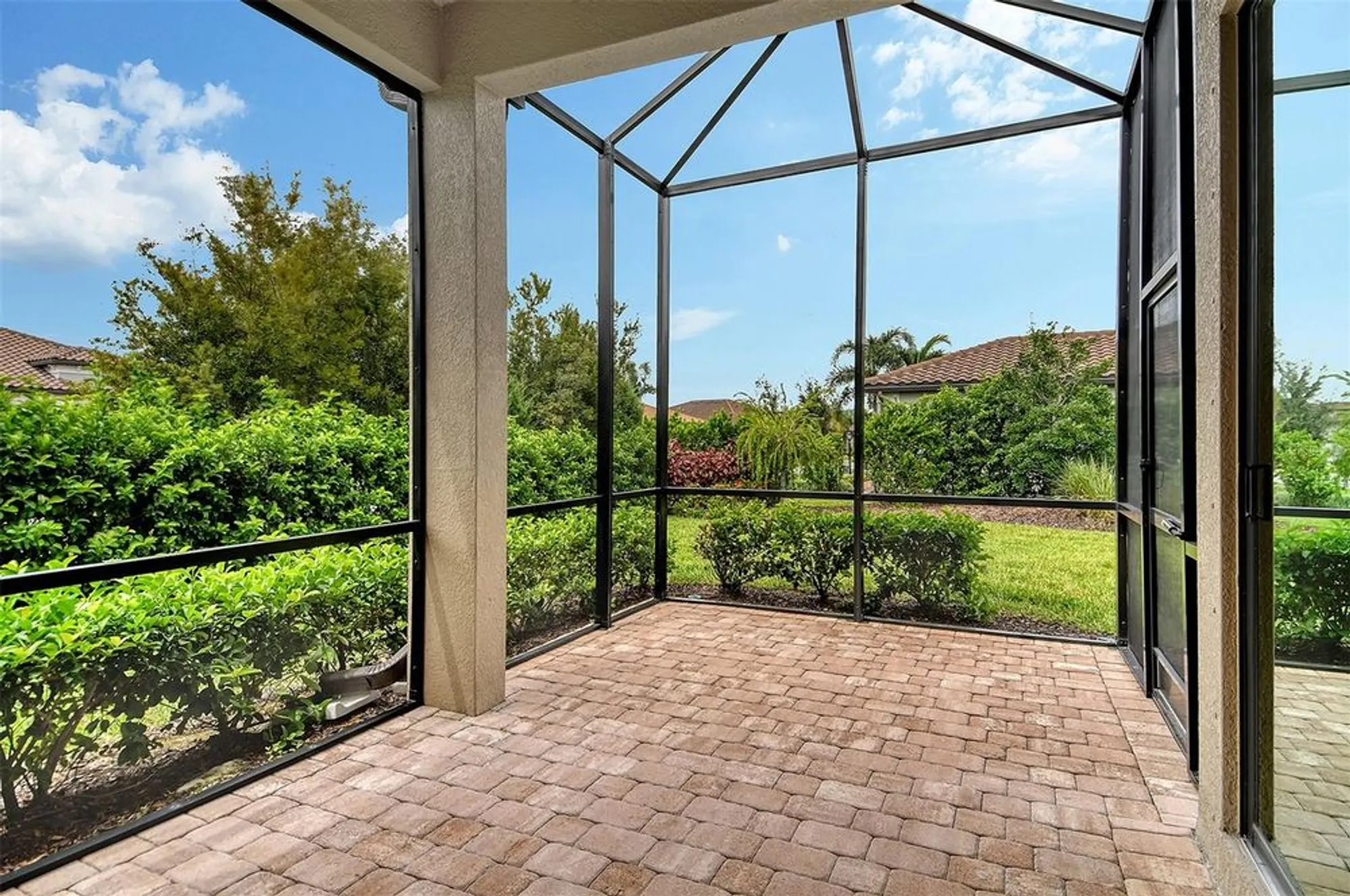 Property Slideshow image 19 of 72 | 17905 waterville pl, Bradenton, FL, 34202
