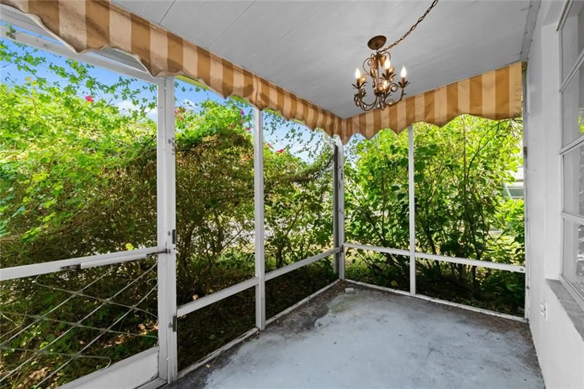 Property Slideshow image 21 of 28 | 7005 nw 11th st, Margate, FL, 33063