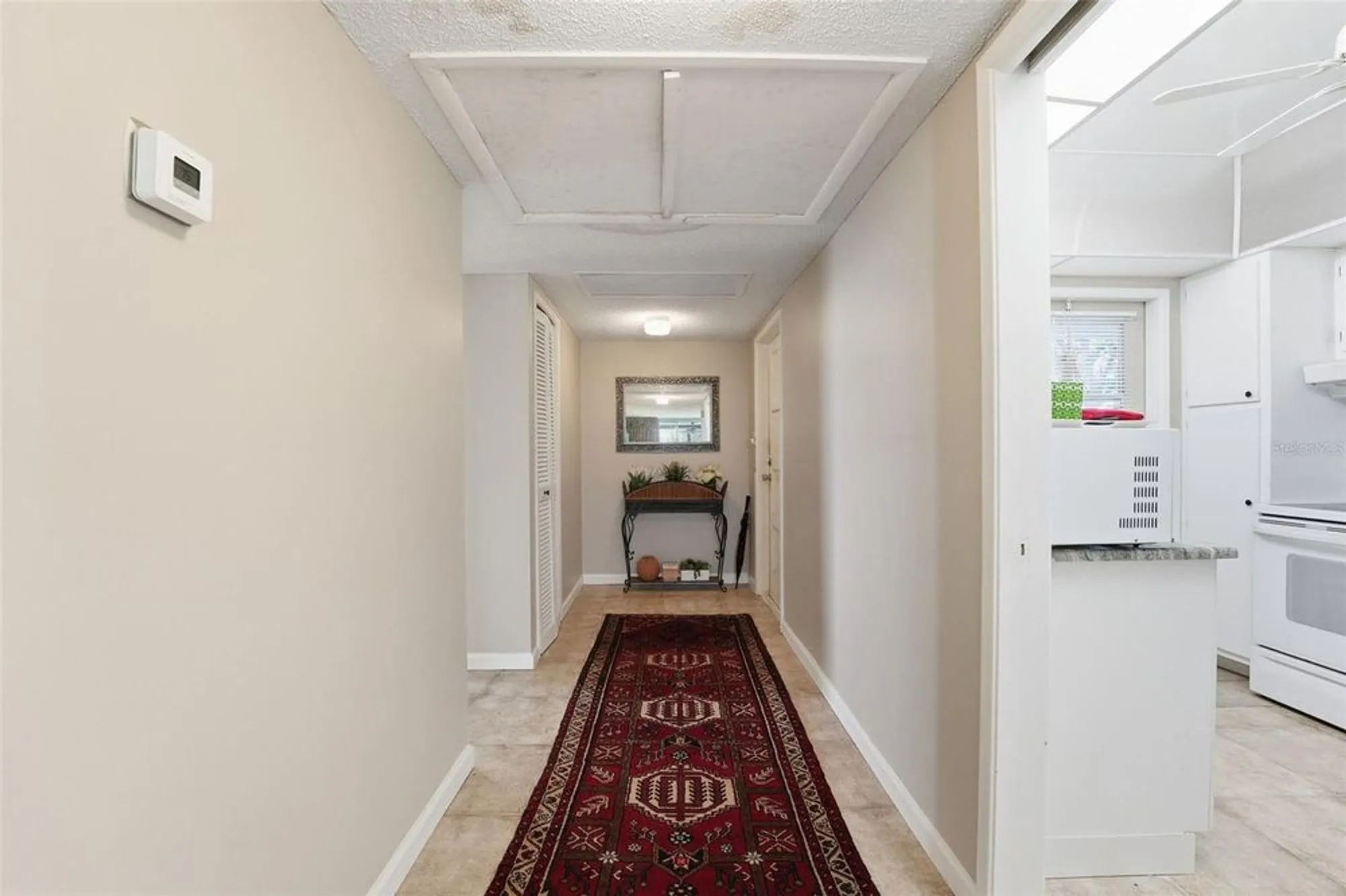 Property Slideshow image 5 of 26 | 7461 w country club dr 301, Sarasota, FL, 34243