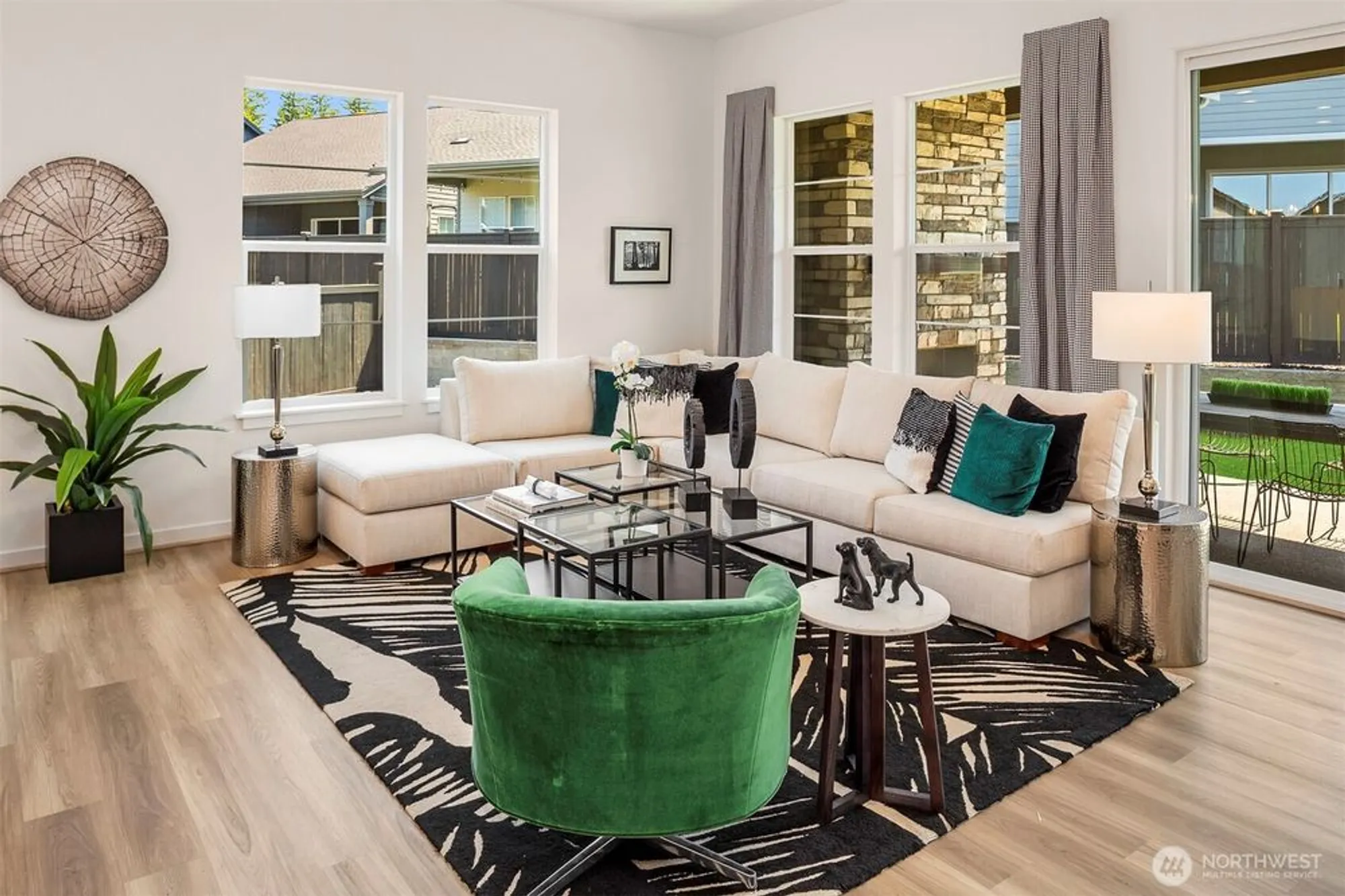 Property Slideshow image 13 of 40 | 33891 calla lily pl se, Black Diamond, WA, 98010