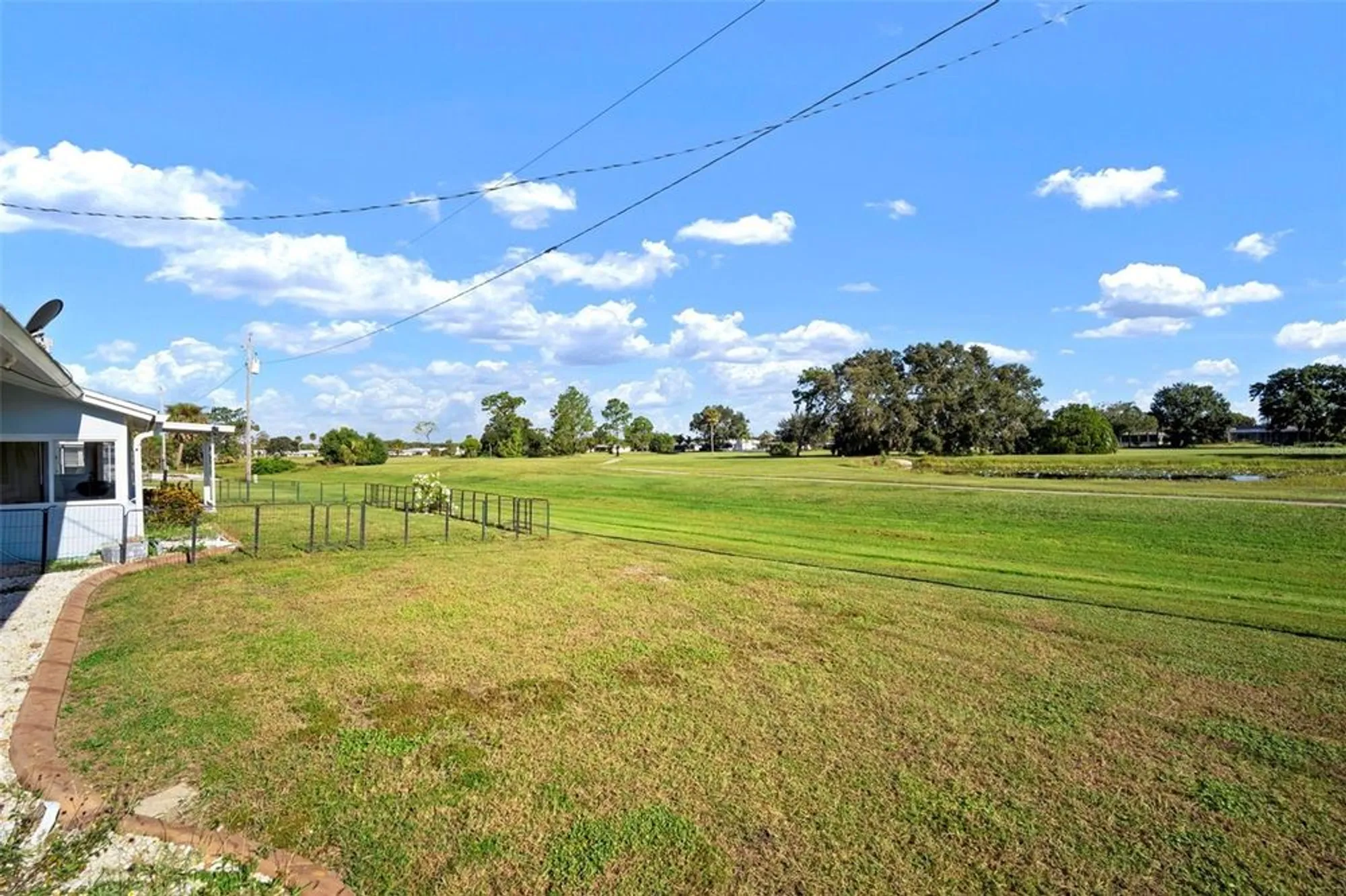 Property Slideshow image 38 of 49 | 609 fox hills dr, Sun City Center, FL, 33573