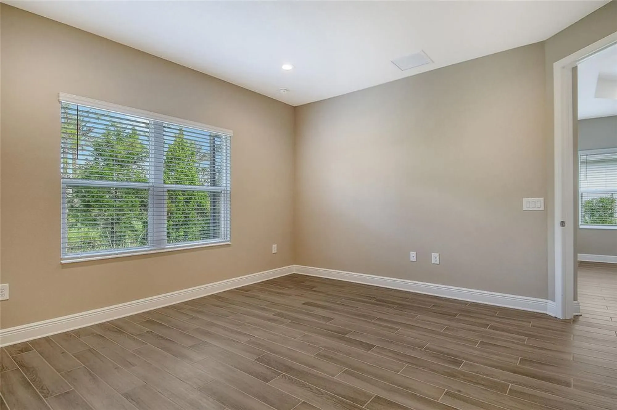 Property Slideshow image 21 of 35 | 12709 palatka dr, Venice, FL, 34293