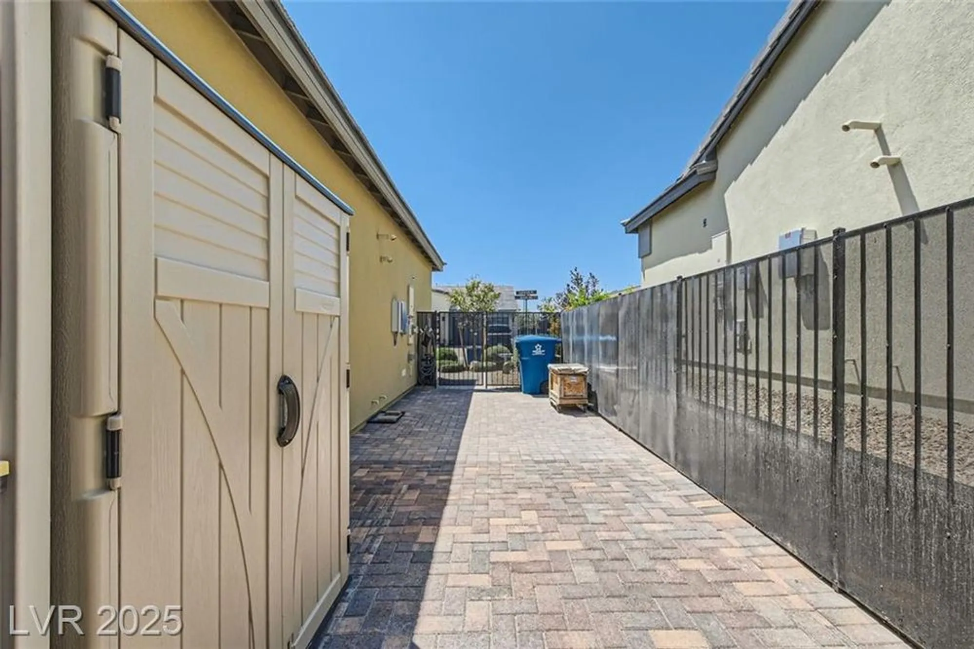 Property Slideshow image 25 of 32 | 9656 balais dr, Las Vegas, NV, 89143
