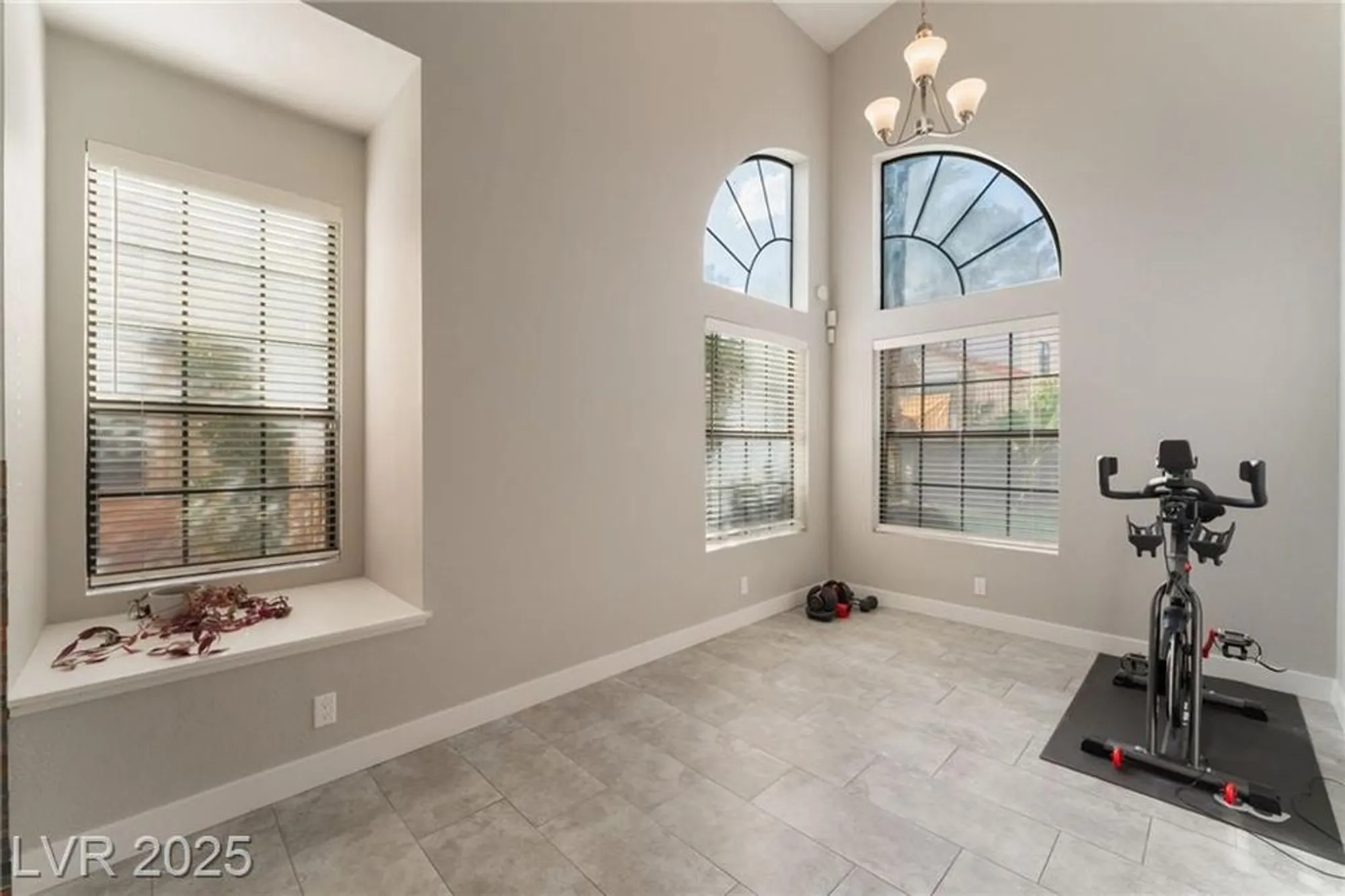 Property Slideshow image 11 of 51 | 4817 friar ln, Las Vegas, NV, 89130
