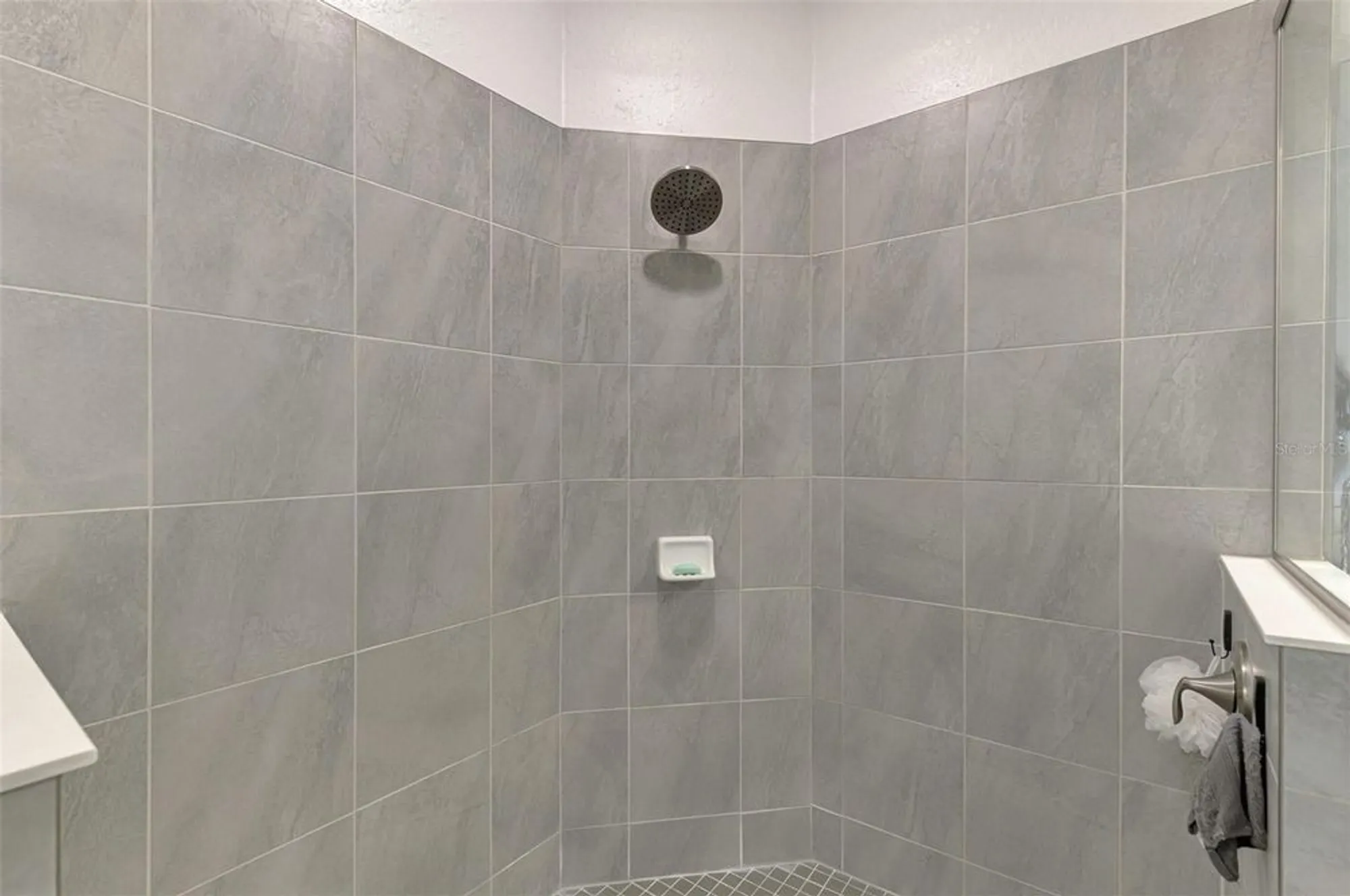 Property Slideshow image 35 of 98 | 10797 tarflower dr unit 201, Venice, FL, 34293