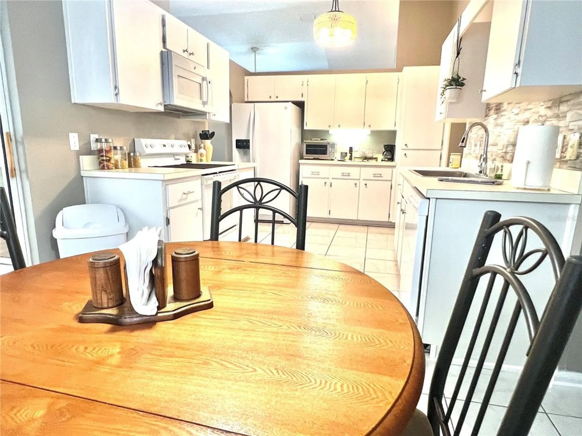 Property Slideshow image 20 of 72 | 2100 nw 50th cir, Ocala, FL, 34482