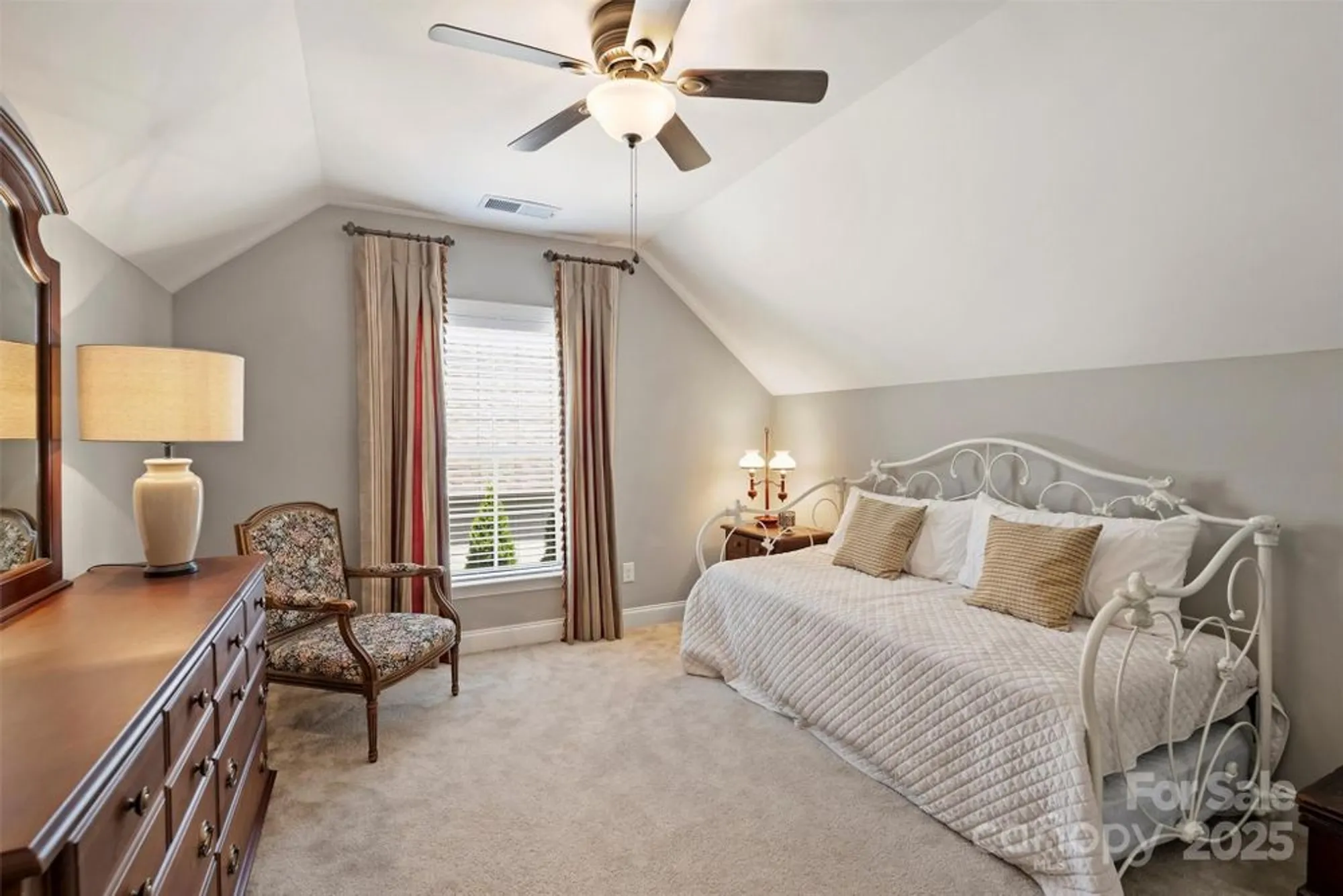 Property Slideshow image 32 of 48 | 1301 haywood park dr, Waxhaw, NC, 28173