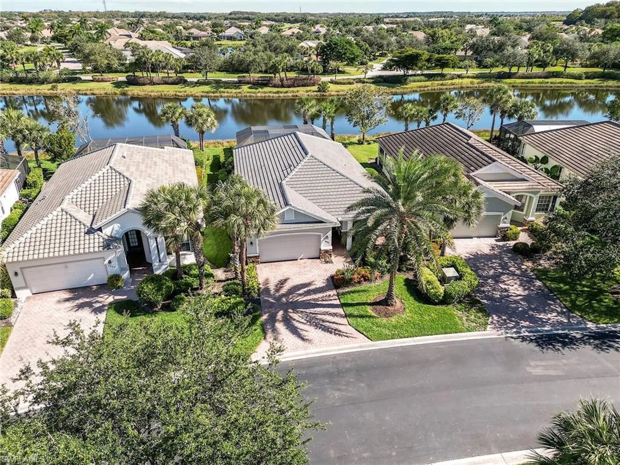 Property Slideshow image 43 of 49 | 3806 lakeview isle ct, Fort Myers, FL, 33905