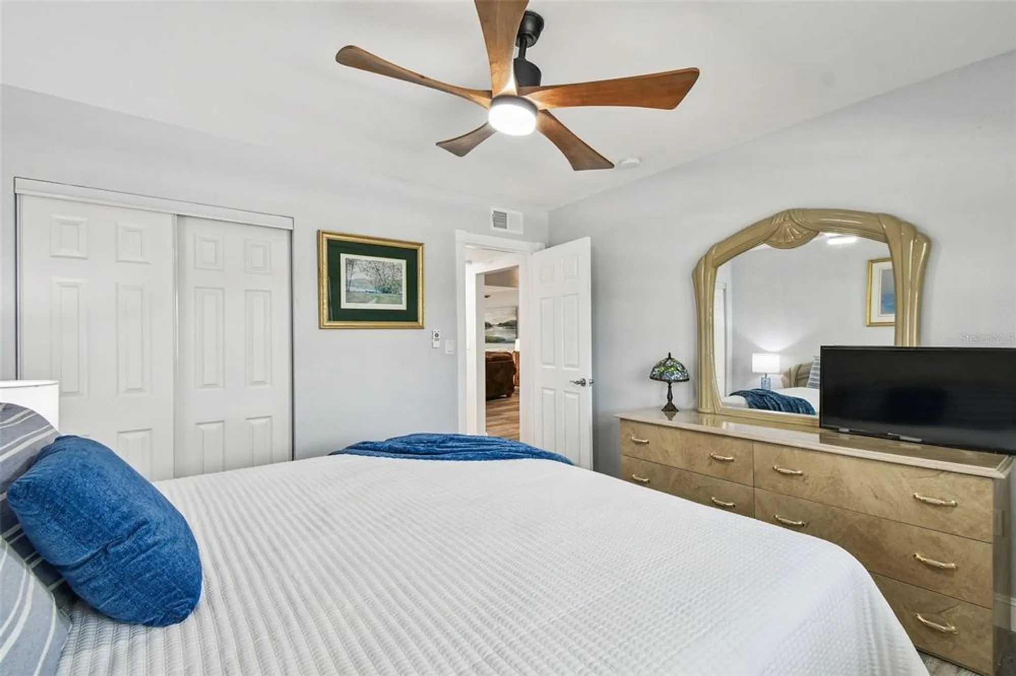 Property Slideshow image 22 of 59 | 8 glencoe pl 307, Dunedin, FL, 34698