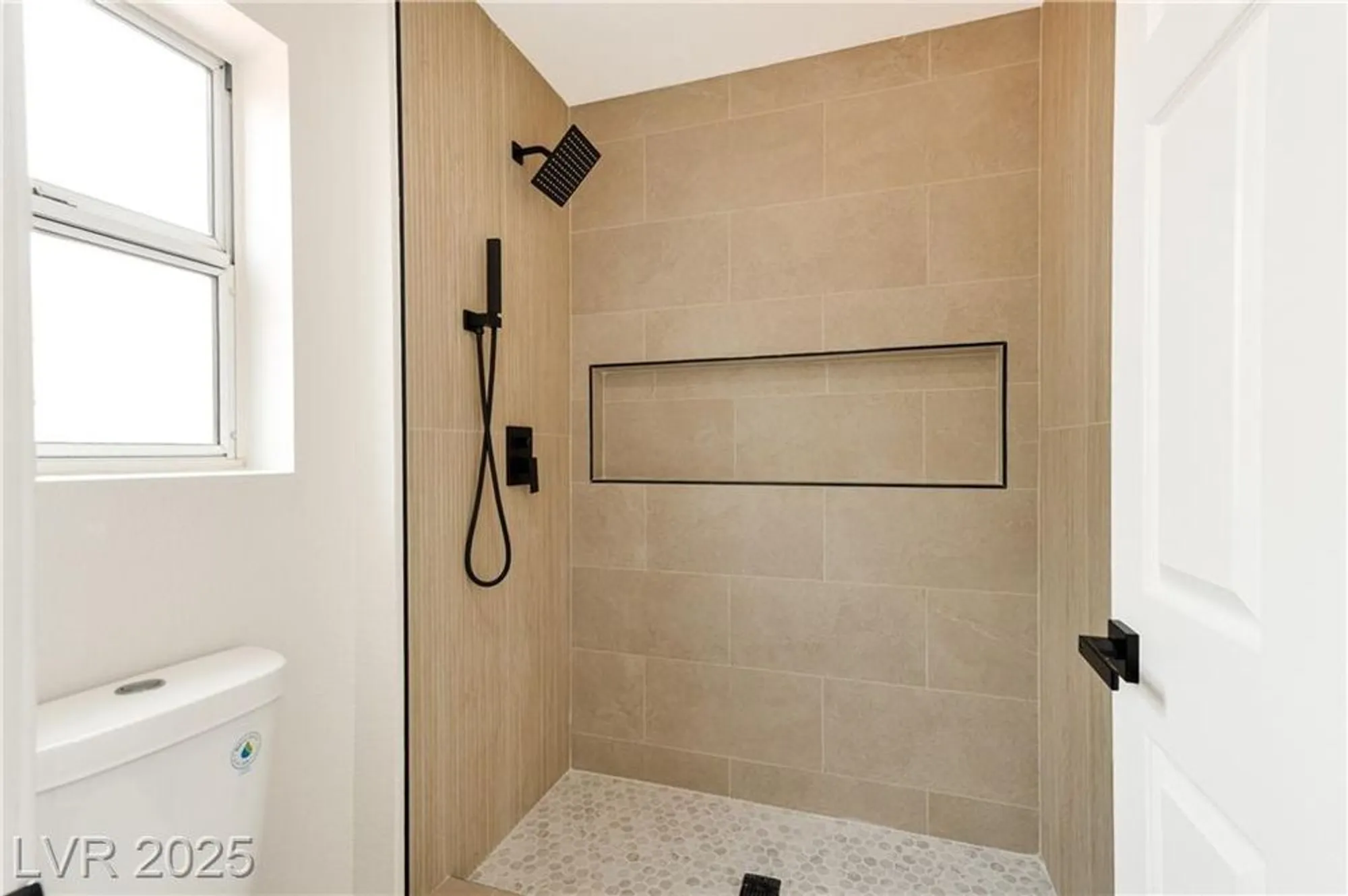 Property Slideshow image 23 of 35 | 2645 saltbush dr, Las Vegas, NV, 89134