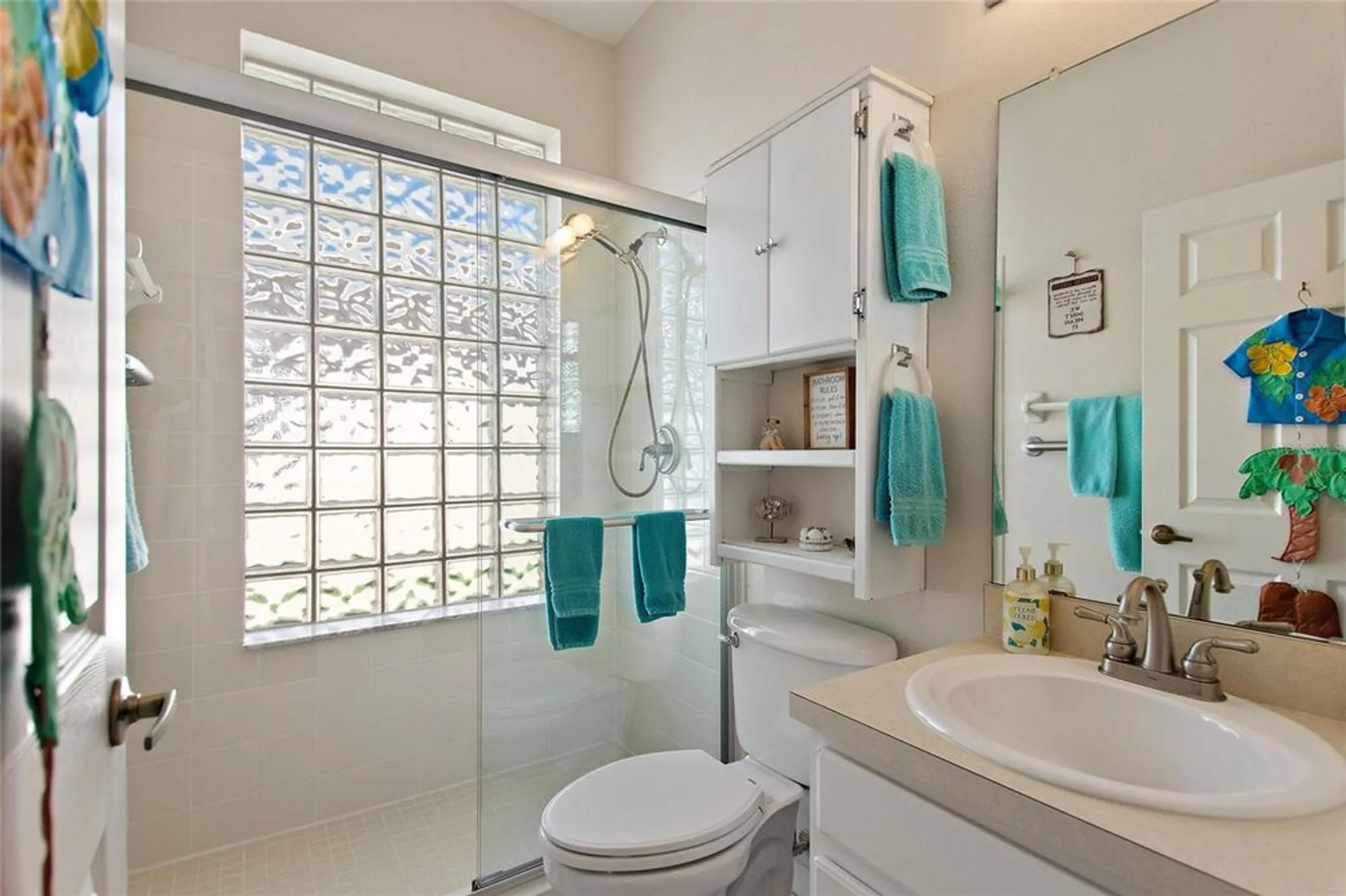 Property Slideshow image 16 of 64 | 100 moss ln, Davenport, FL, 33837