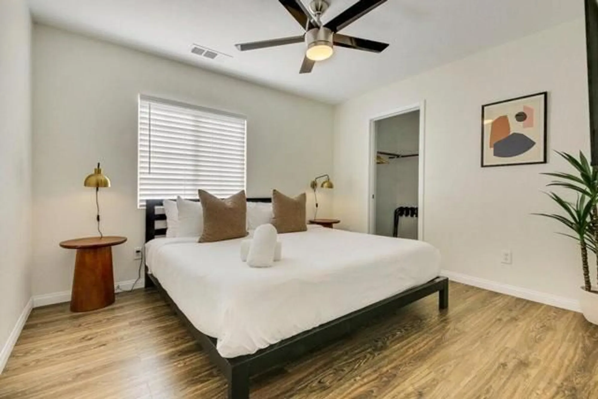 Property Slideshow image 22 of 66 | 84400 onda dr, Indio, CA, 92203