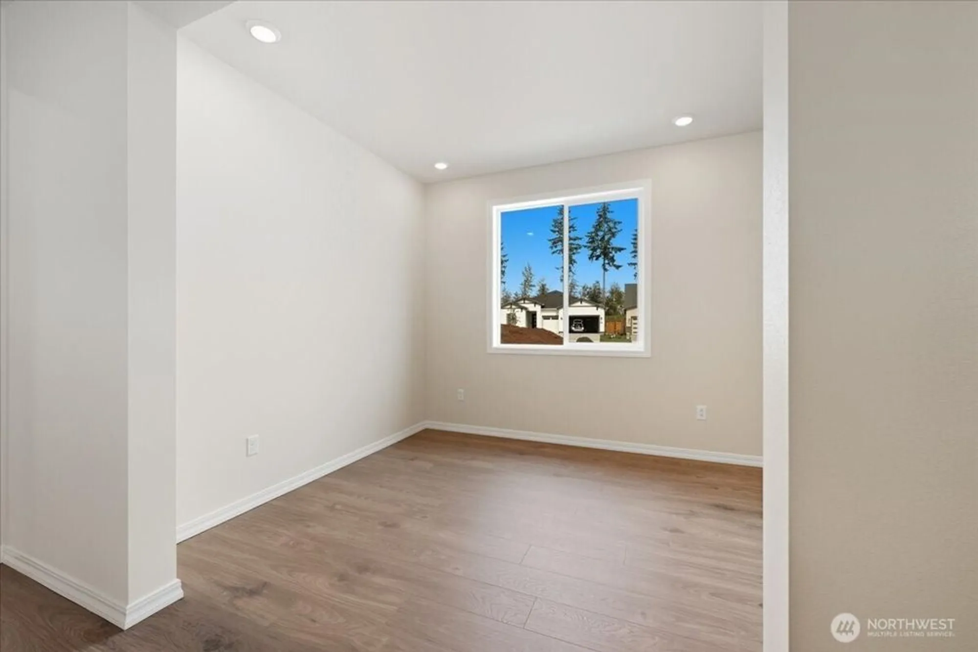 Property Slideshow image 9 of 26 | 14810 207th ave e unit e, Bonney Lake, WA, 98391