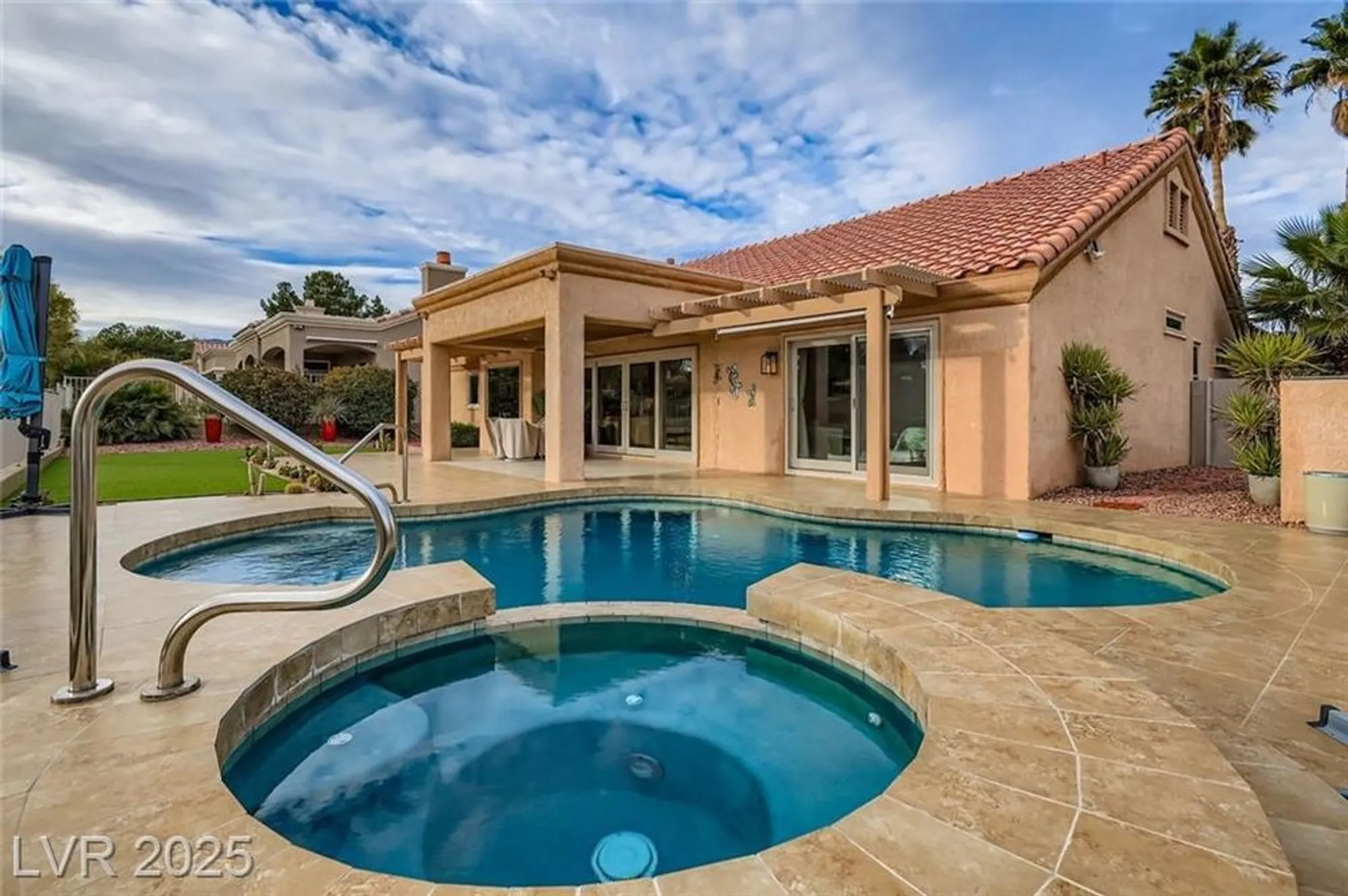 Property Slideshow image 1 of 32 | 9101 villa ridge dr, Las Vegas, NV, 89134