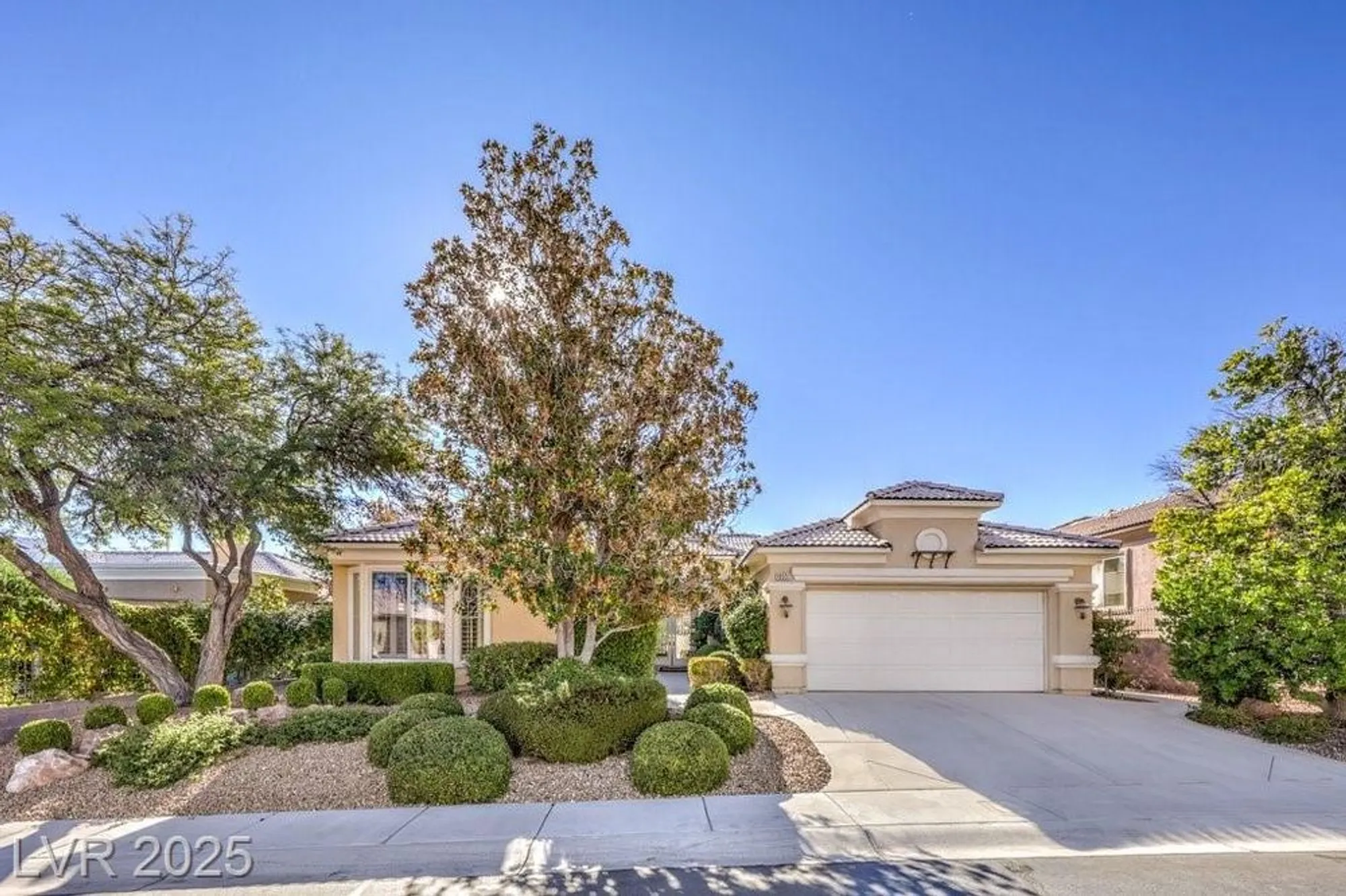 Property Slideshow image 4 of 56 | 10551 mandarino ave, Las Vegas, NV, 89135