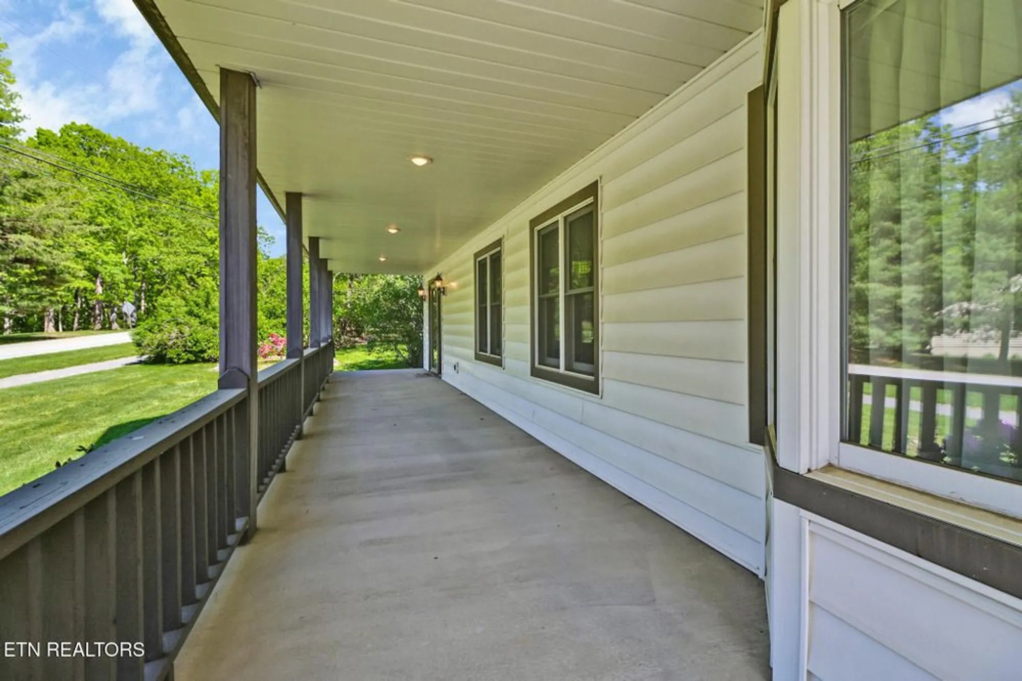 Property Slideshow image 9 of 55 | 11 kingsboro ln, Crossville, TN, 38558