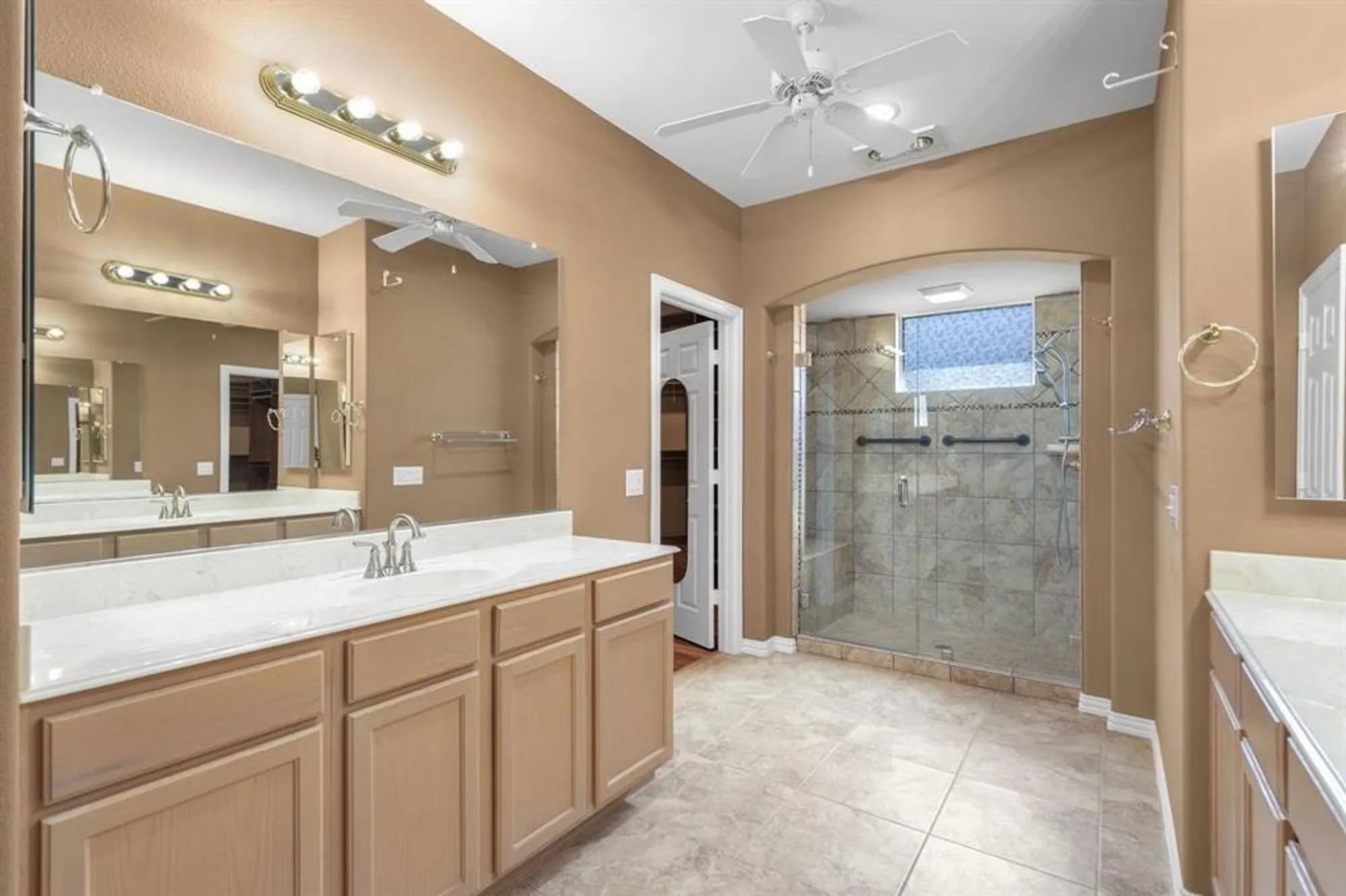 Property Slideshow image 18 of 34 | 9009 gardenia dr, Denton, TX, 76207