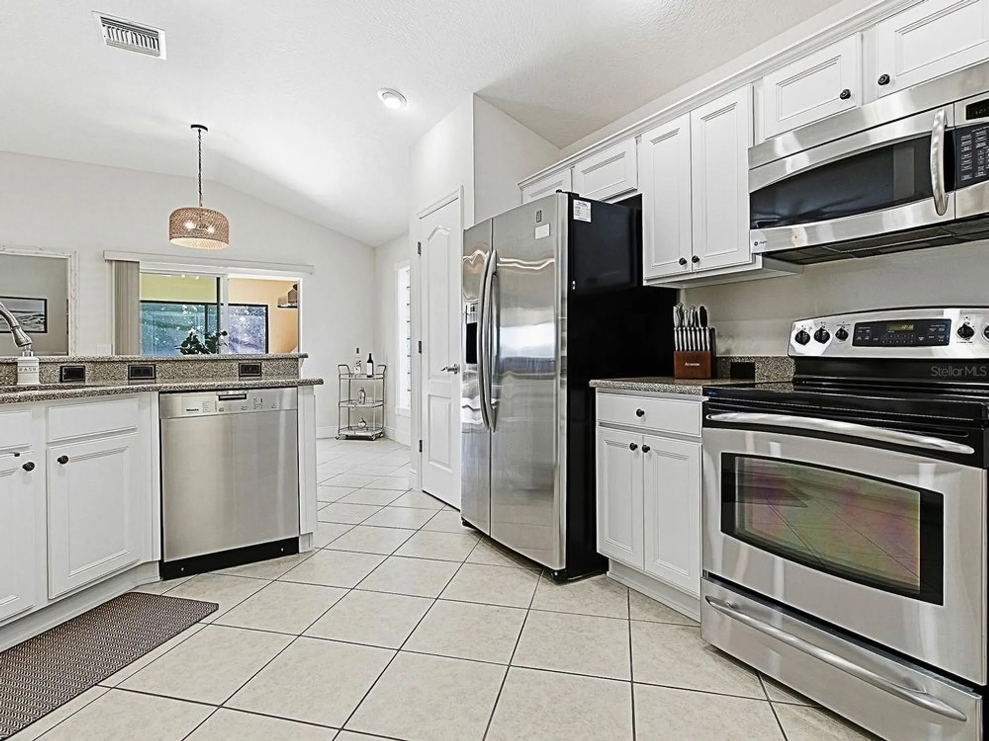 Property Slideshow image 11 of 62 | 1064 alcove loop, The Villages, FL, 32162