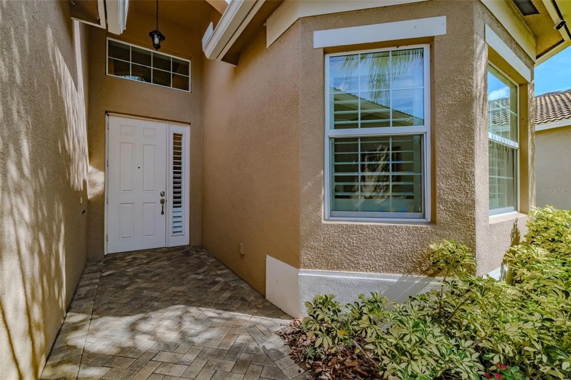 Property Slideshow image 6 of 87 | 4938 grand banks dr, Wimauma, FL, 33598