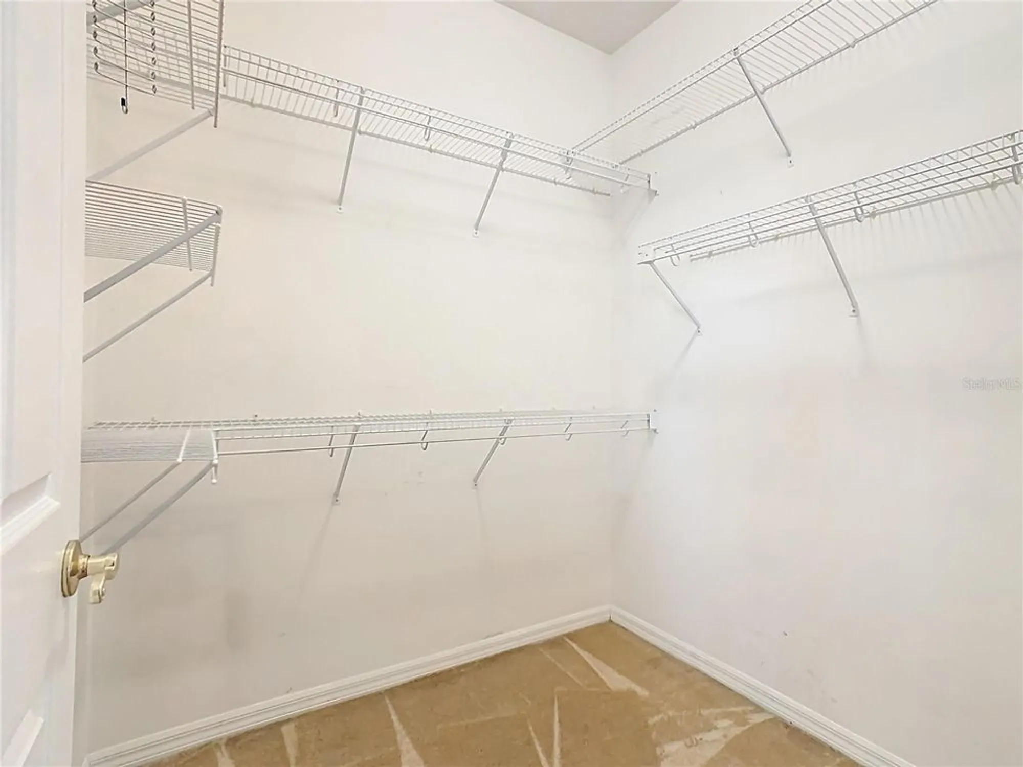 Property Slideshow image 26 of 50 | 525 shorehaven dr, Poinciana, FL, 34759