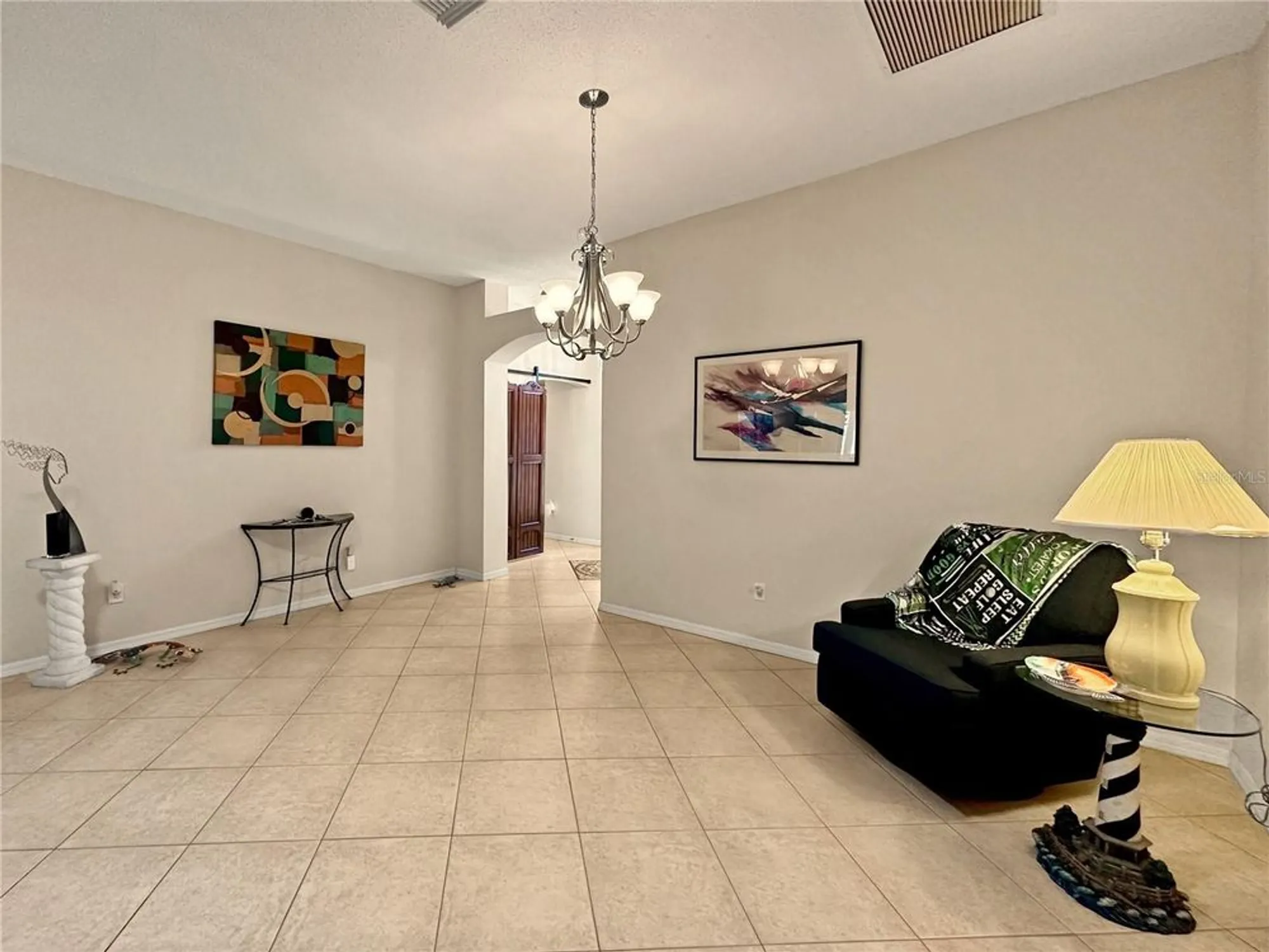 Property Slideshow image 8 of 42 | 867 castleberry cir, The Villages, FL, 32162