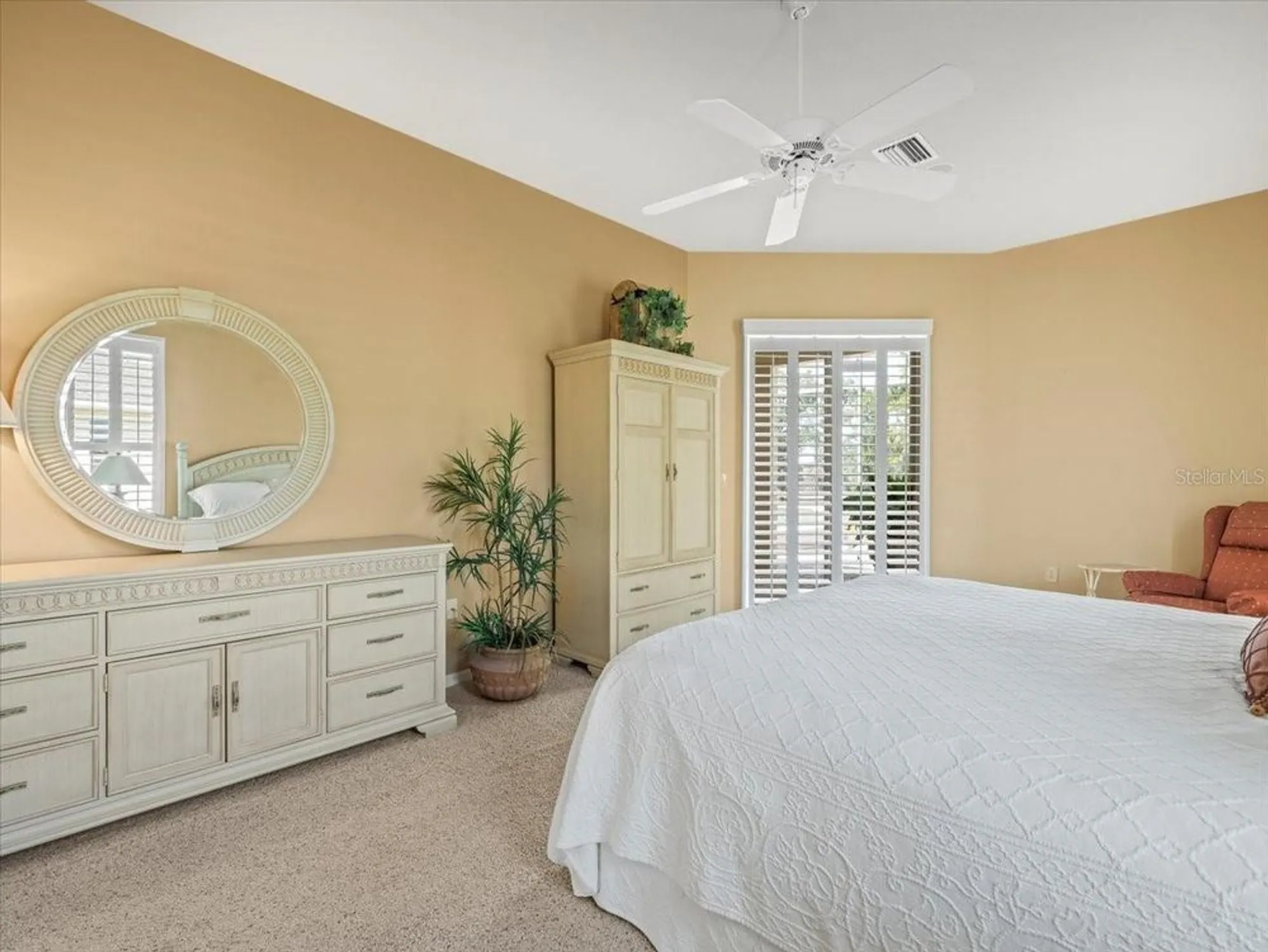 Property Slideshow image 17 of 66 | 9216 tarleton cir, Weeki Wachee, FL, 34613