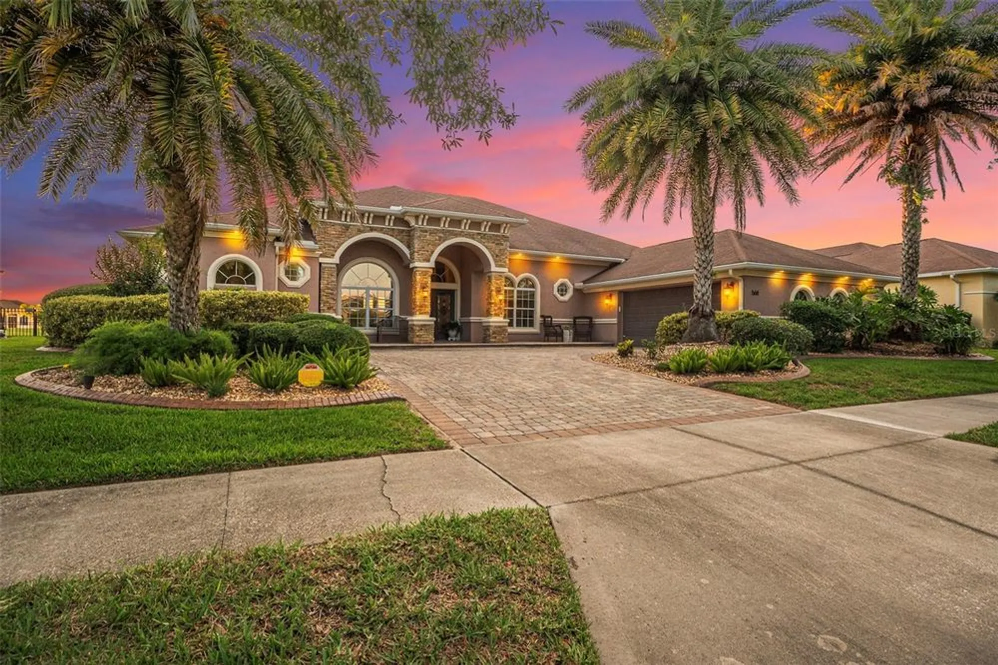 Property Slideshow image 3 of 60 | 568 luna bella ln, New Smyrna Beach, FL, 32168