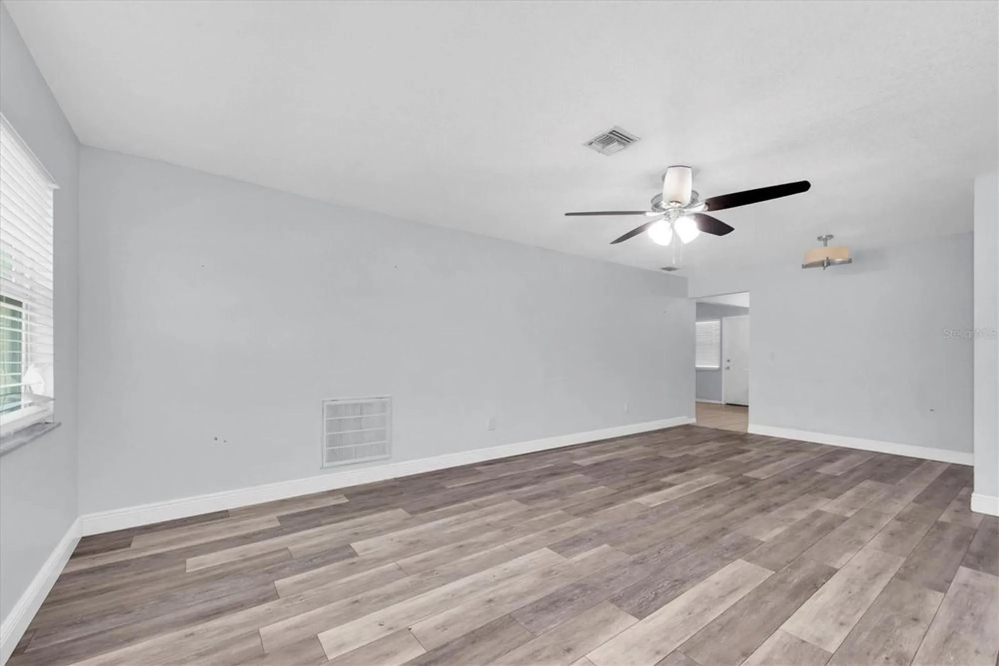 Property Slideshow image 7 of 27 | 8350 burgundy dr, Pinellas Park, FL, 33781