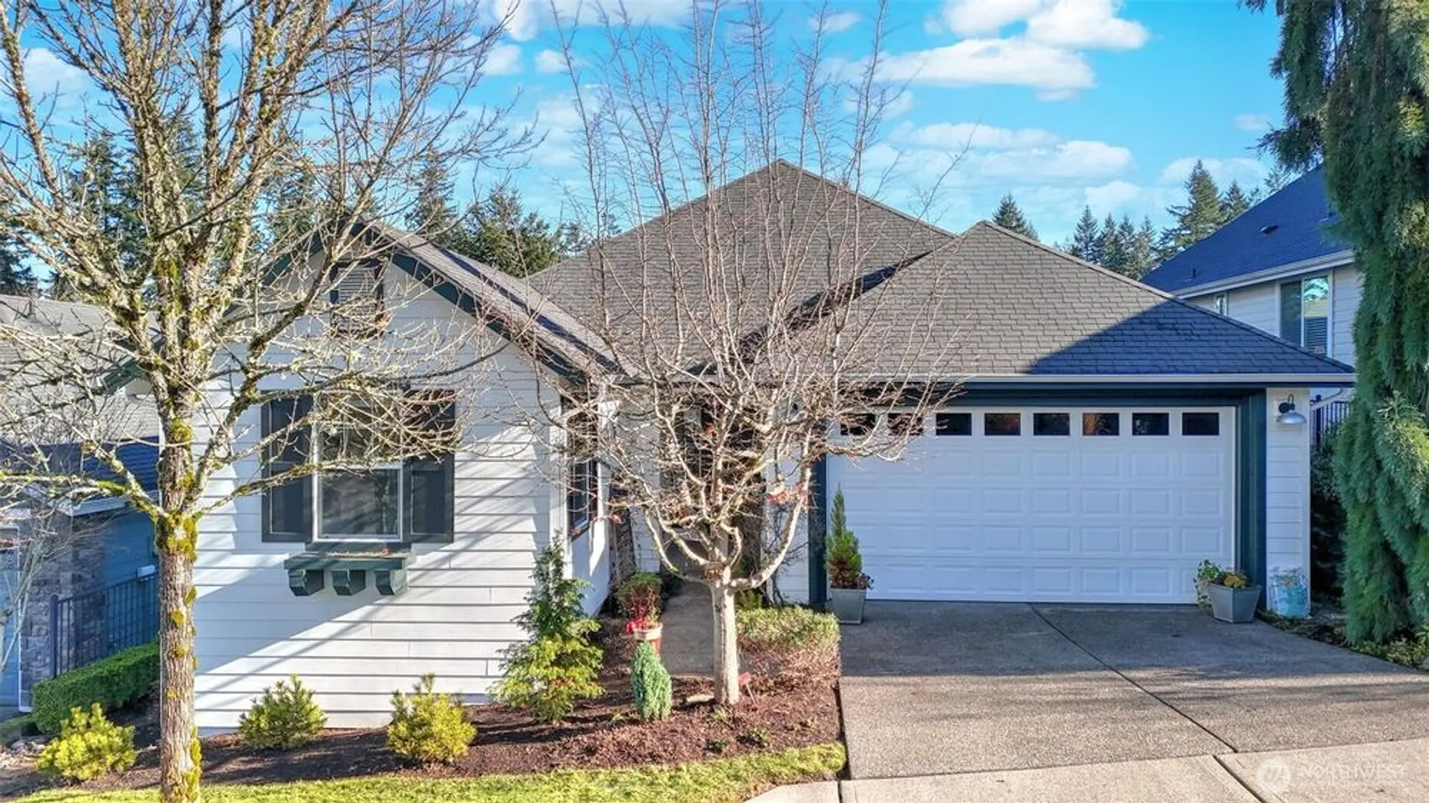 Property Slideshow image 1 of 40 | 12832 231st pl, Redmond, WA, 98053