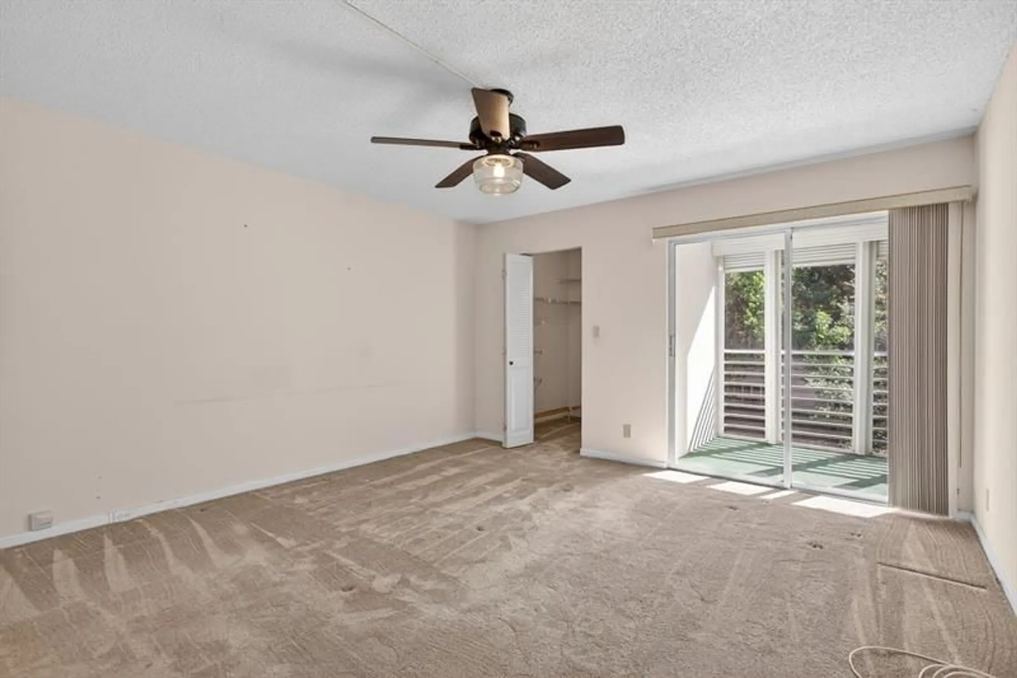 Property Slideshow image 20 of 63 | 2004 granada dr c3, Coconut Creek, FL, 33066
