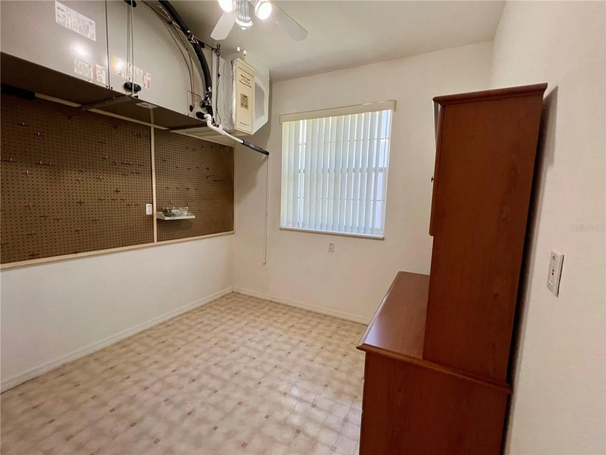 Property Slideshow image 11 of 25 | 11159 sw 71st terrace rd, Ocala, FL, 34476