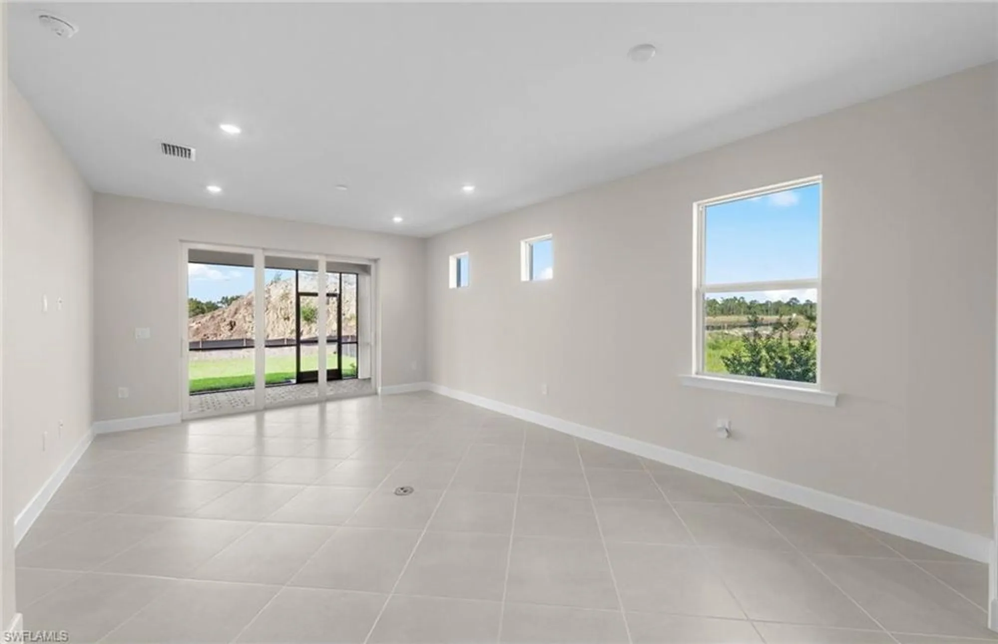 Property Slideshow image 15 of 47 | 7152 chapel creek ln, North Fort Myers, FL, 33917