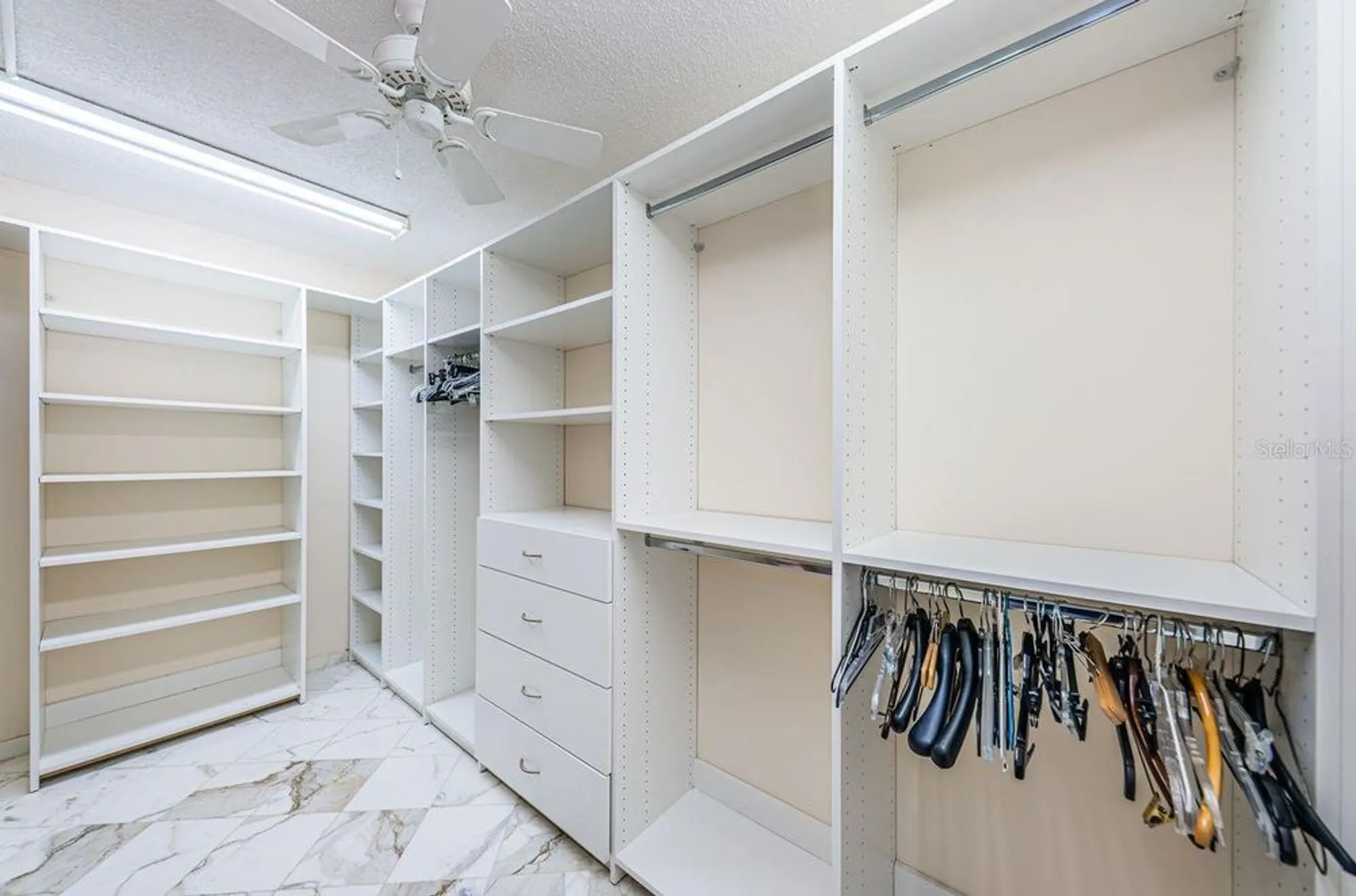 Property Slideshow image 27 of 57 | 634 edgewater dr 644, Dunedin, FL, 34698