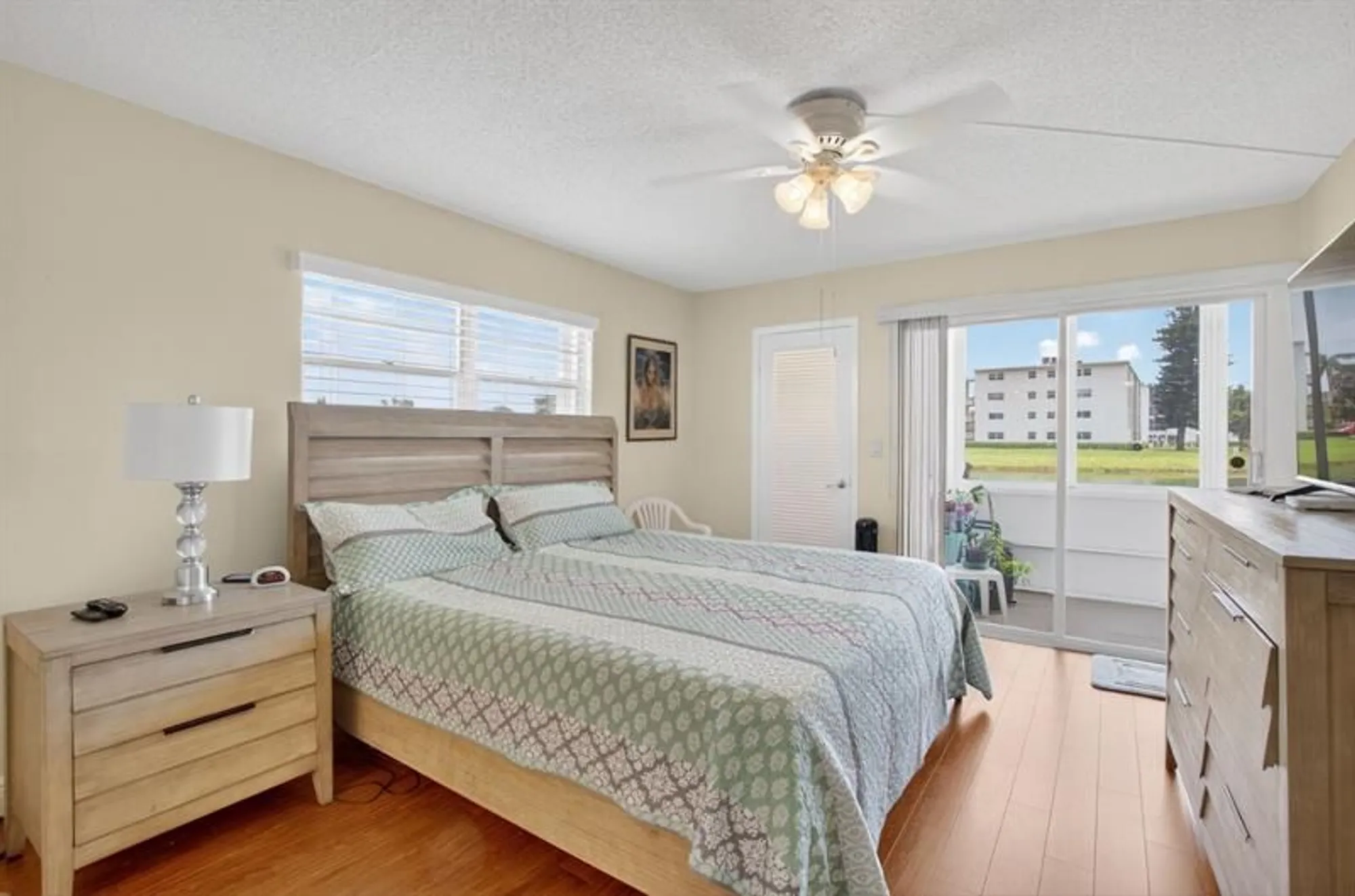 Property Slideshow image 12 of 28 | 1036 guildford b # 1036, Boca Raton, FL, 33434