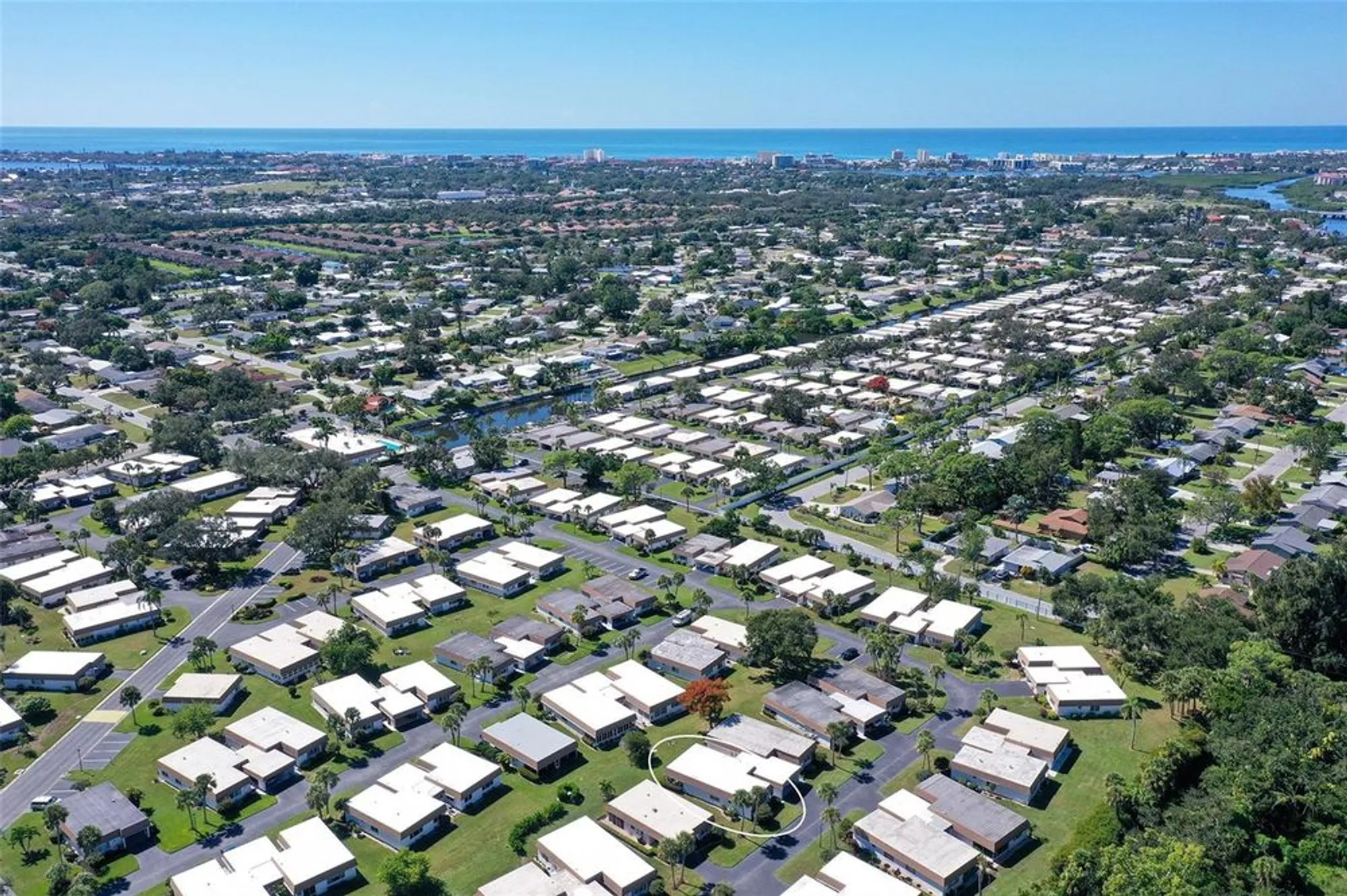 Property Slideshow image 44 of 47 | 5474 riverbluff cir v35, Sarasota, FL, 34231