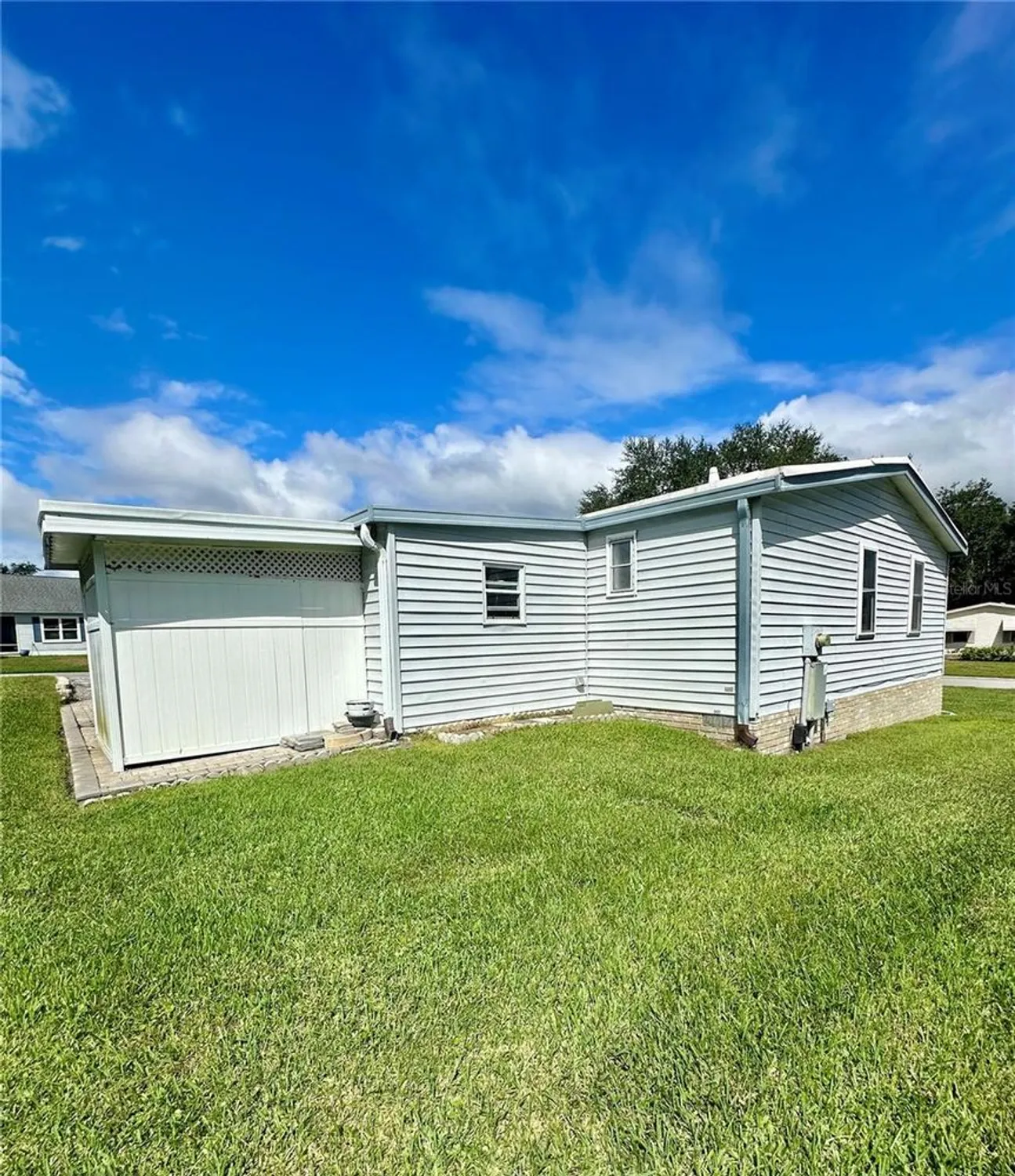 Property Slideshow image 36 of 37 | 1701 palm aire dr, The Villages, FL, 32159