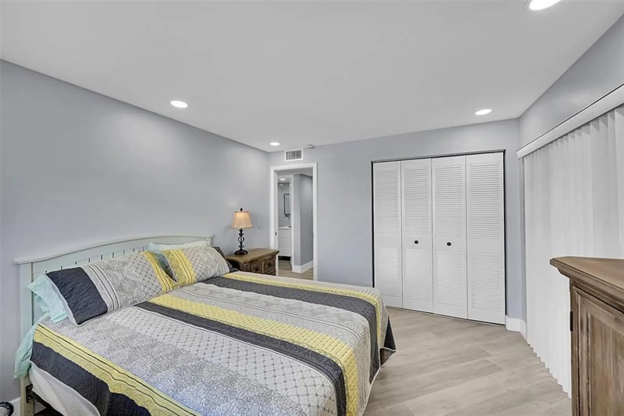 Property Slideshow image 11 of 23 | 964 normandy u u, Delray Beach, FL, 33484