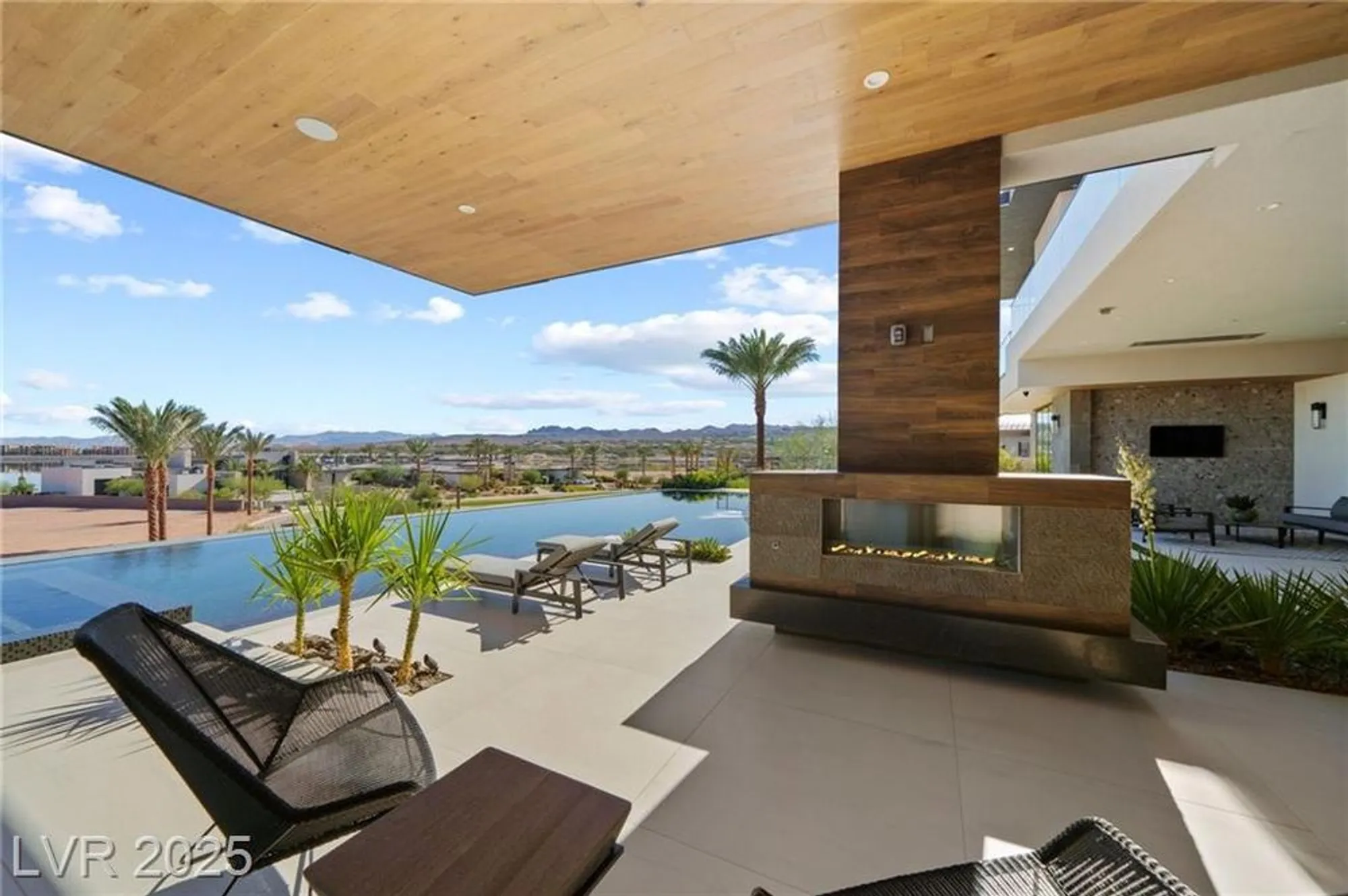 Property Slideshow image 11 of 99 | 12 rainbow point pl, Henderson, NV, 89011