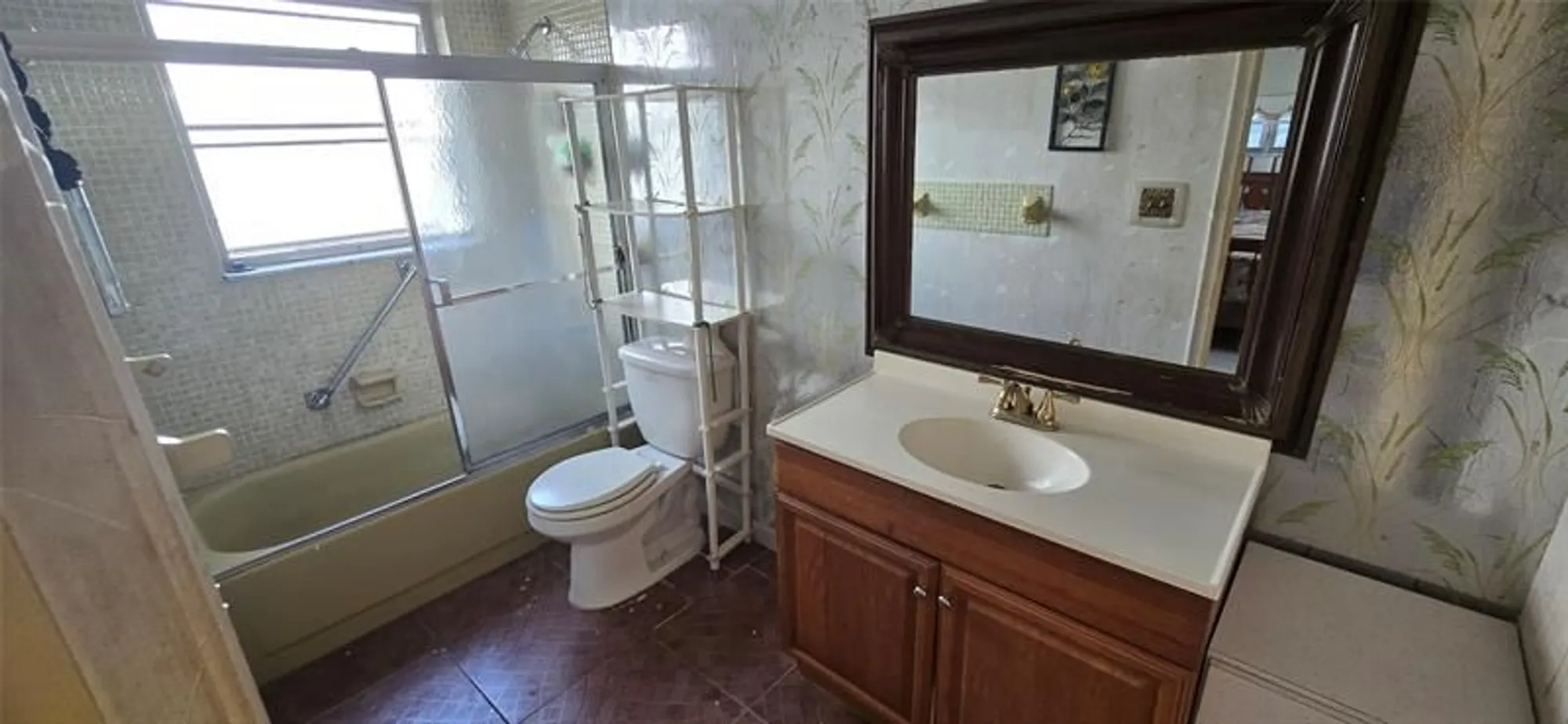 Property Slideshow image 9 of 15 | 4750 nw 22nd ct 209, Lauderhill, FL, 33313