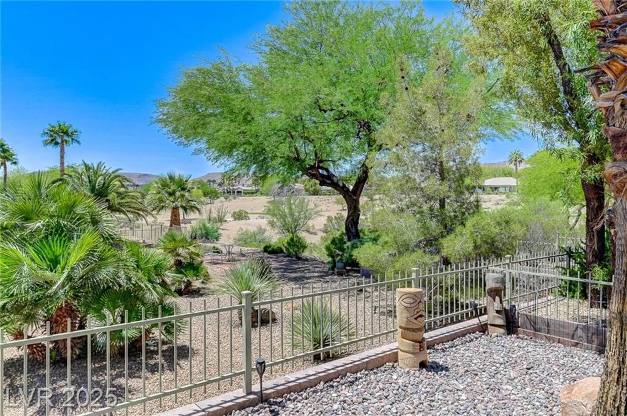 Property Slideshow image 3 of 47 | 10237 andante ct, Las Vegas, NV, 89135
