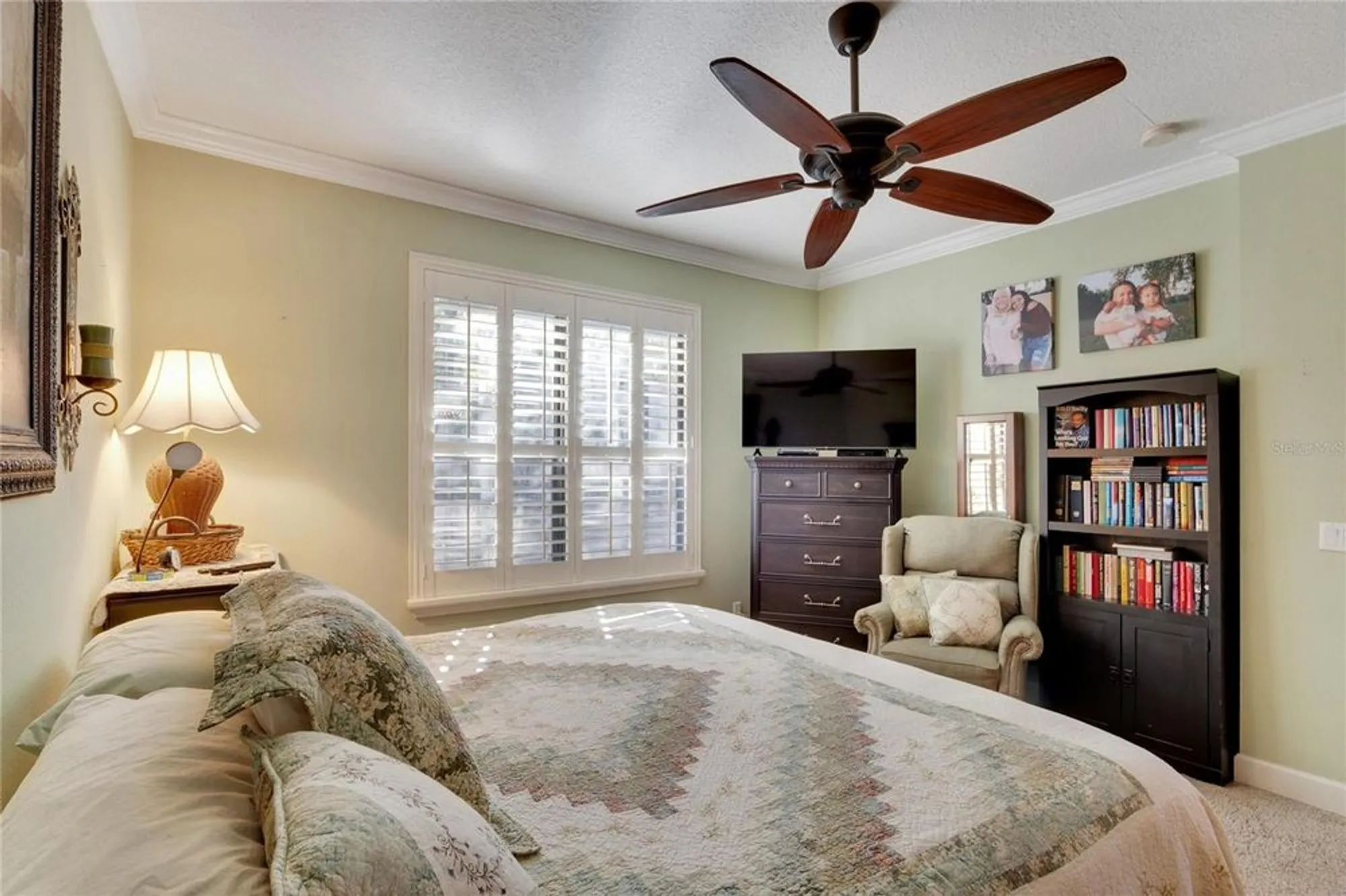 Property Slideshow image 26 of 67 | 204 mystic falls dr, Apollo Beach, FL, 33572