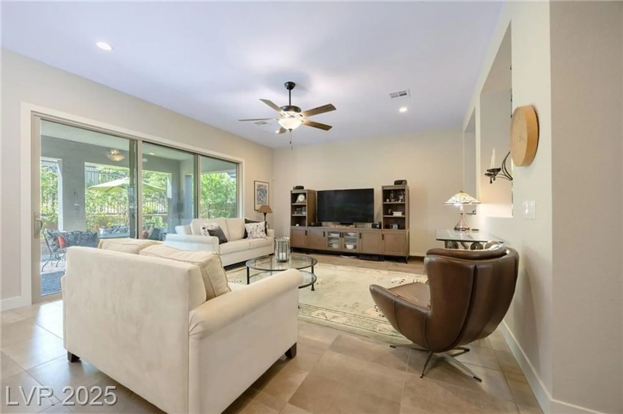 Property Slideshow image 17 of 41 | 6673 titanium crest st, Las Vegas, NV, 89148