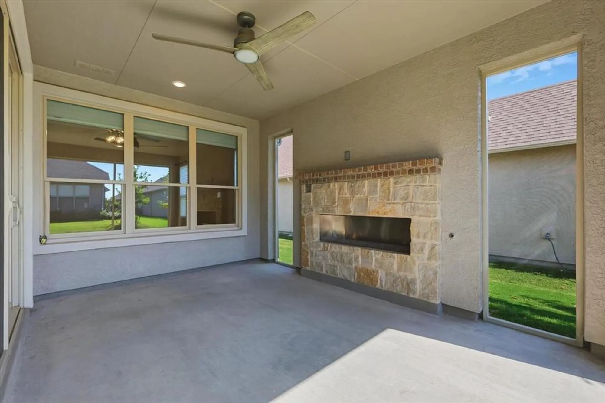 Property Slideshow image 8 of 37 | 9513 windwood ln, Denton, TX, 76207