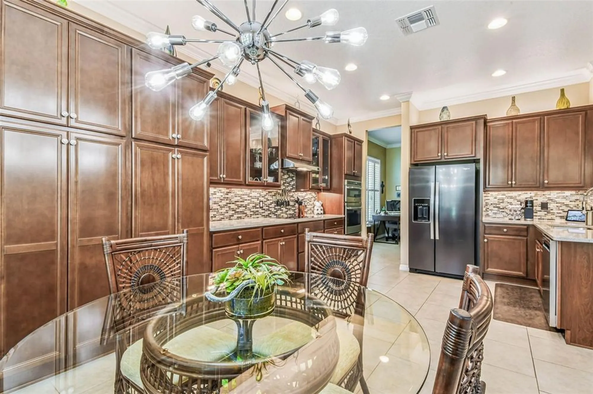 Property Slideshow image 22 of 53 | 16301 garnet glen pl, Wimauma, FL, 33598