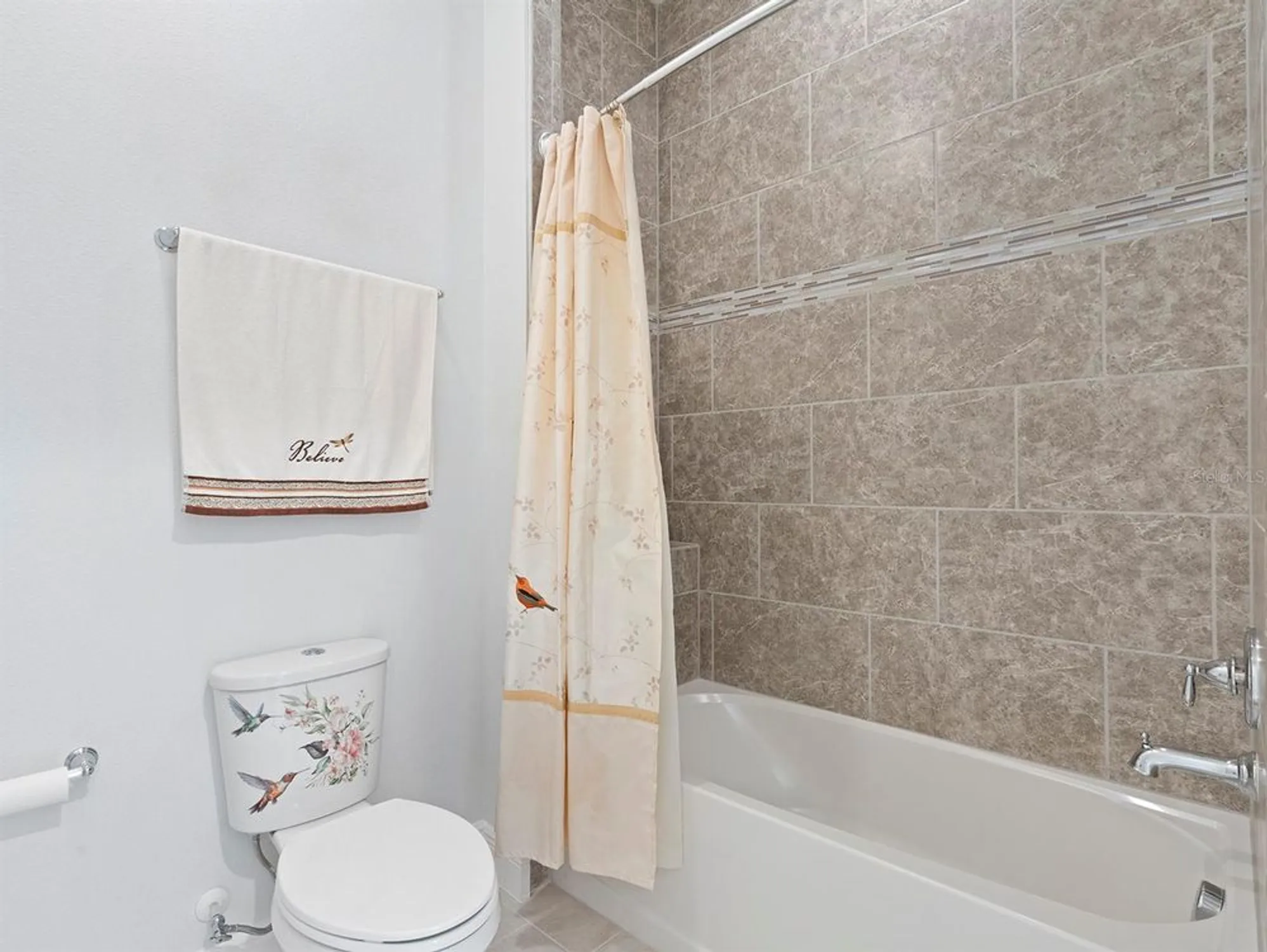 Property Slideshow image 35 of 78 | 2600 meadowedge loop, Saint Cloud, FL, 34772