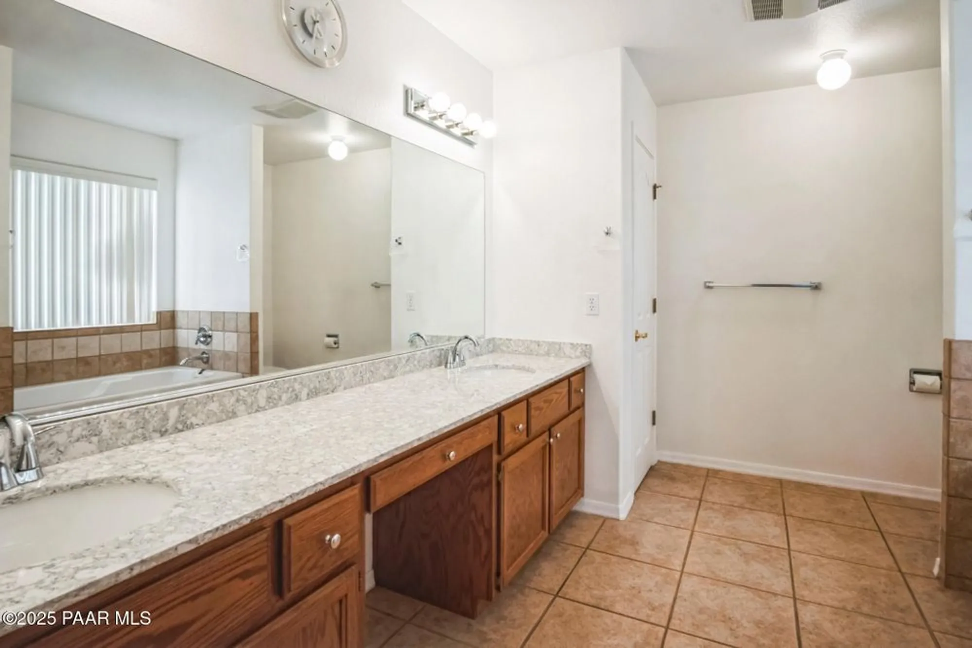 Property Slideshow image 21 of 34 | 739 yavapai hills dr, Prescott, AZ, 86301