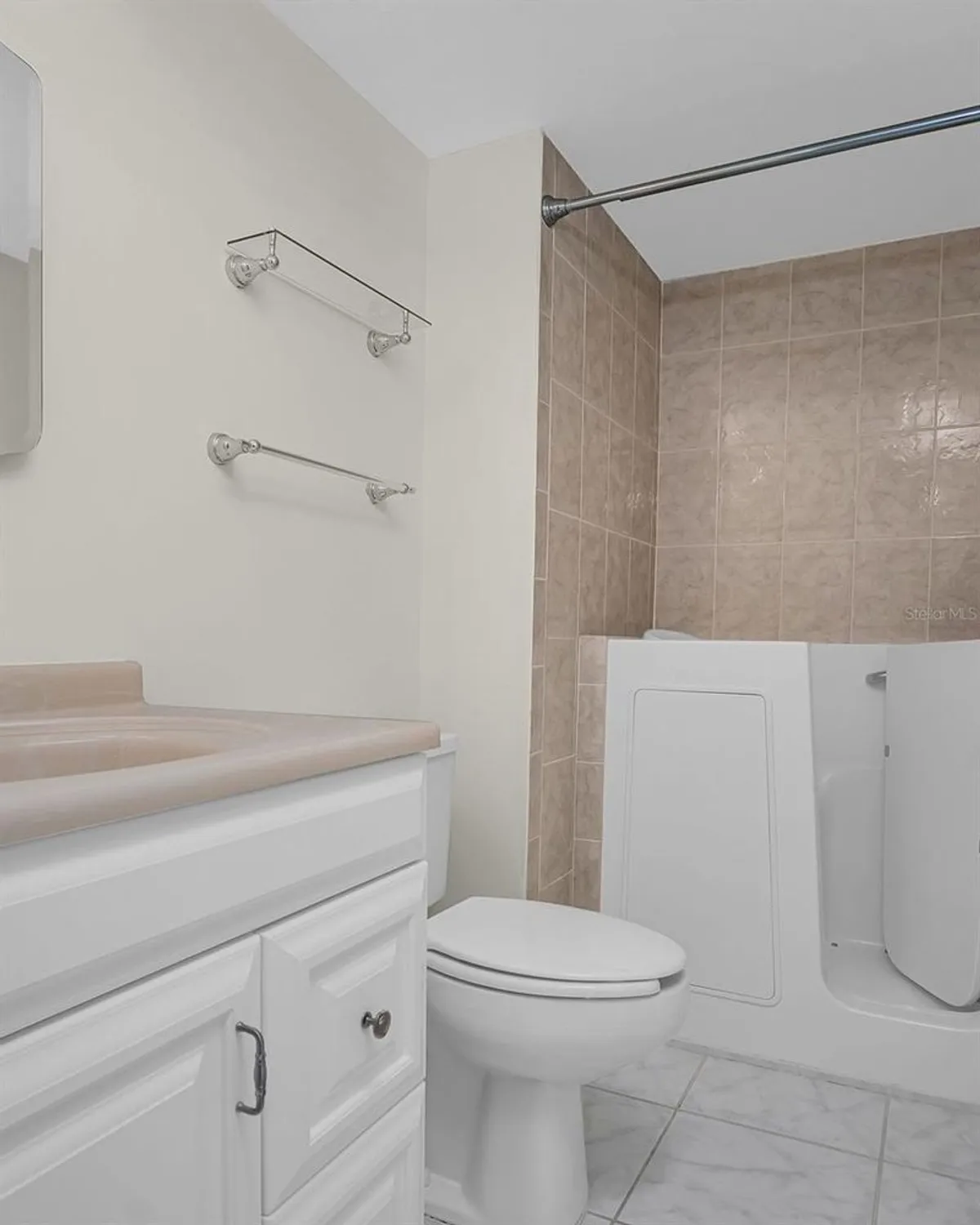 Property Slideshow image 15 of 31 | 9 haig pl 612, Dunedin, FL, 34698